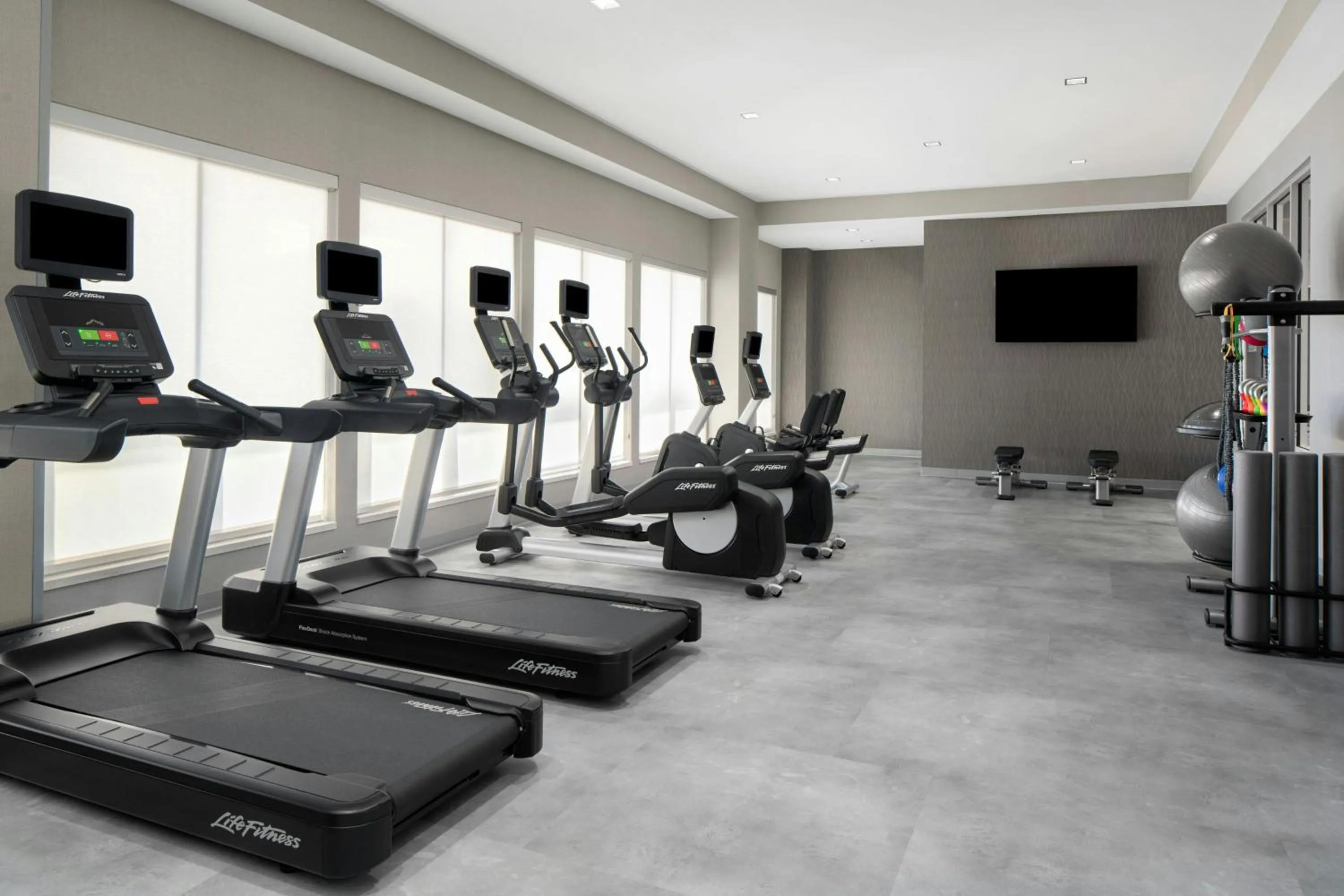 Fitness centre/facilities in Courtyard by Marriott Houston I-10 West/Memorial