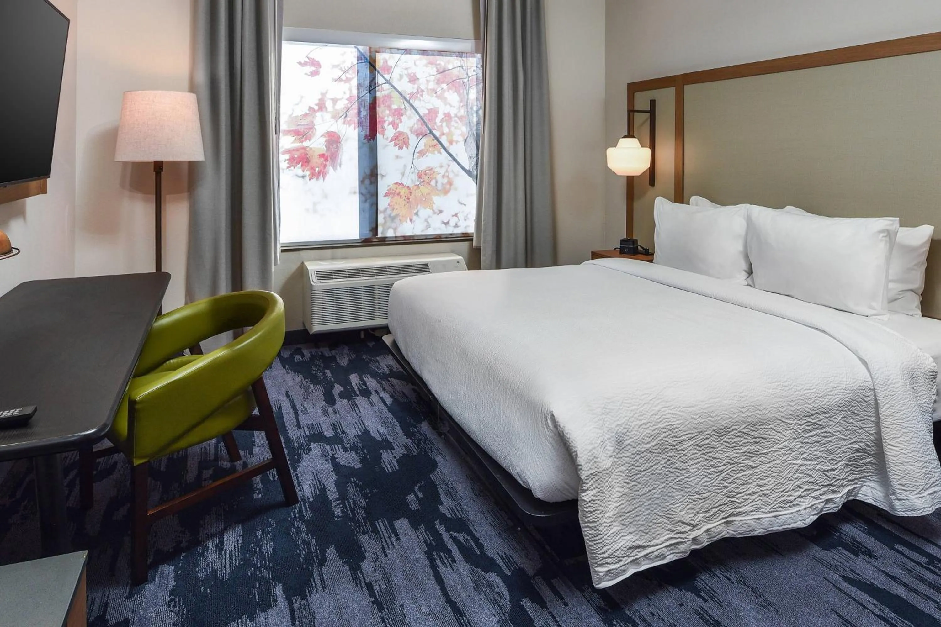 Photo of the whole room, Bed in Fairfield Inn & Suites by Marriott Menifee