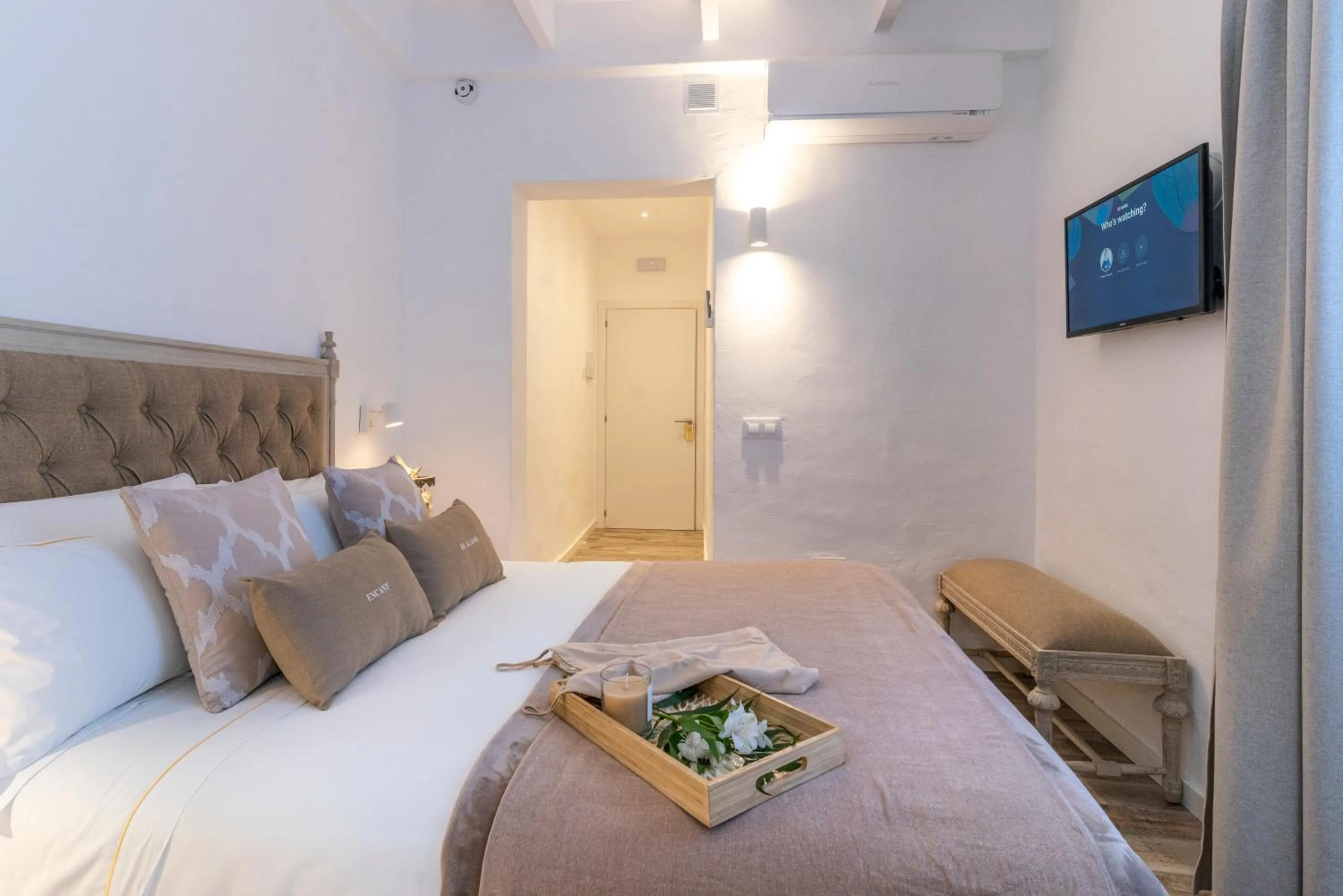 Bed in Encant de Alaior Boutique Hotel