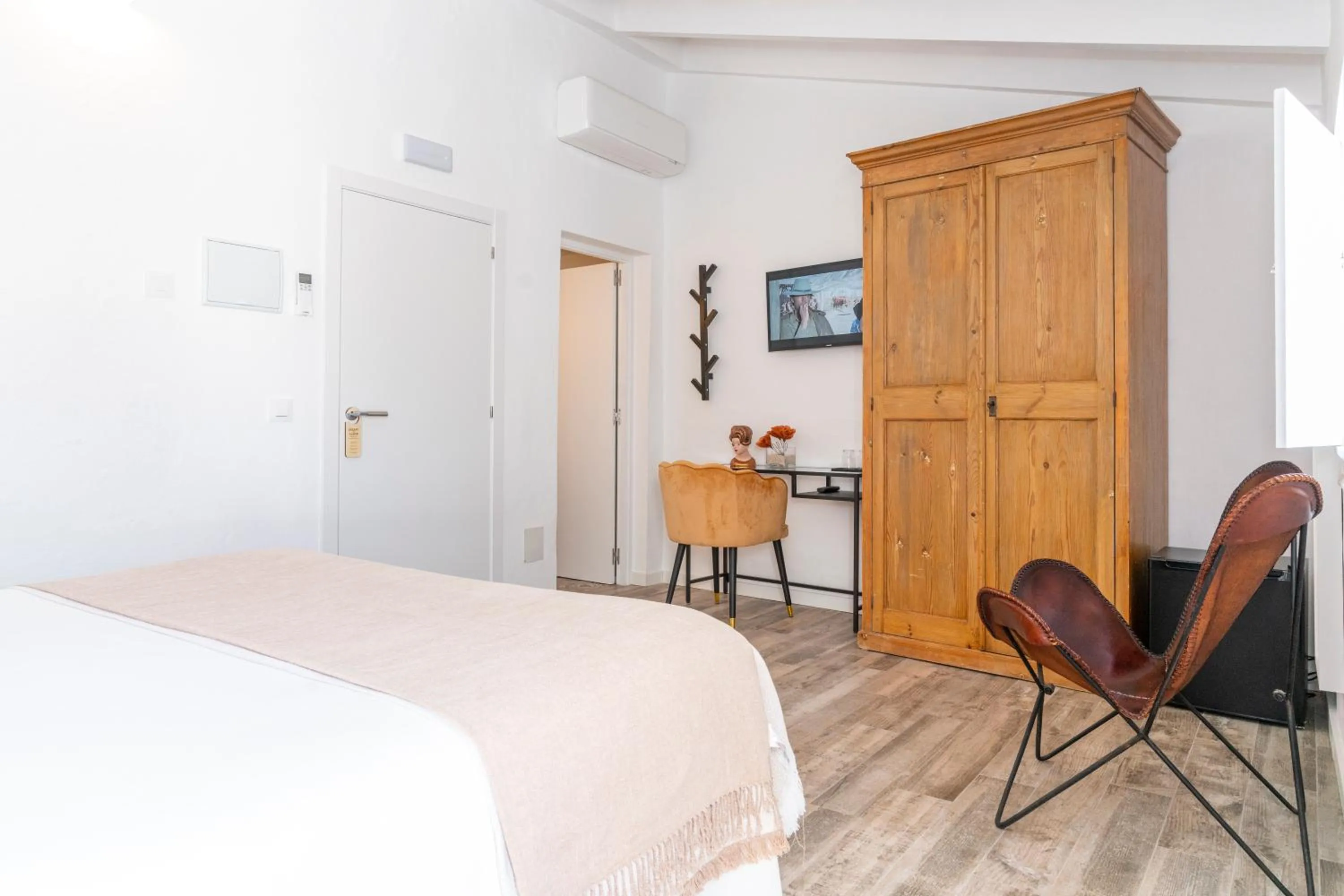 Bed in Encant de Alaior Boutique Hotel