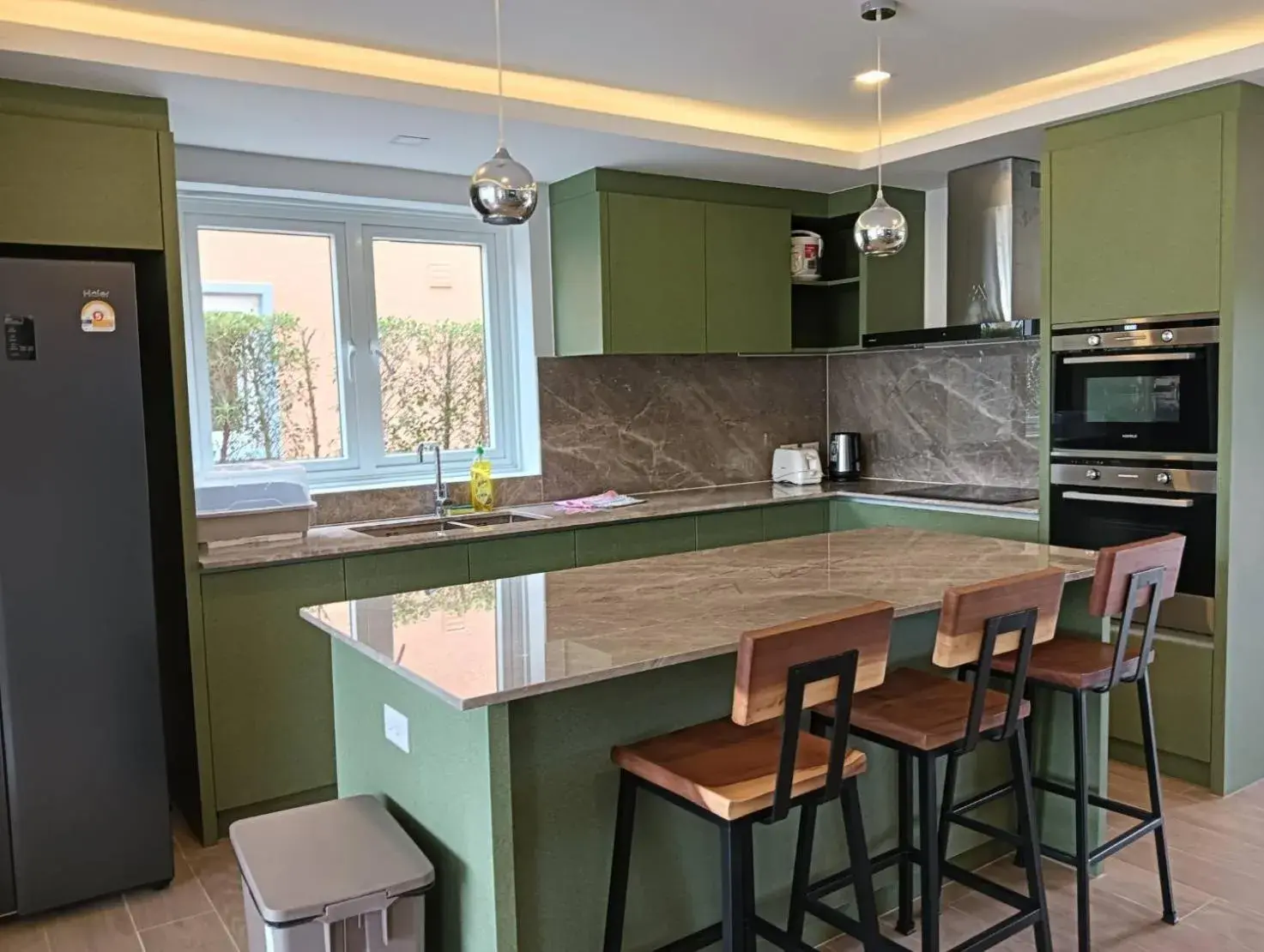 Superior Four-Bedroom Villa with Private Pool in Utalay Koh Chang Villas Superior Four-Bedroom Villa with Private Pool in Utalay Koh Chang Villas