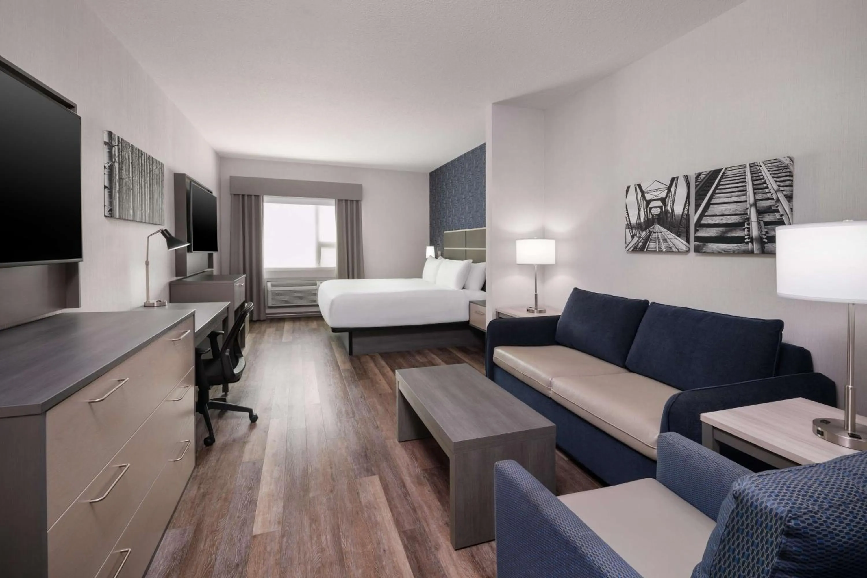 Bed in Best Western Plus Prince George