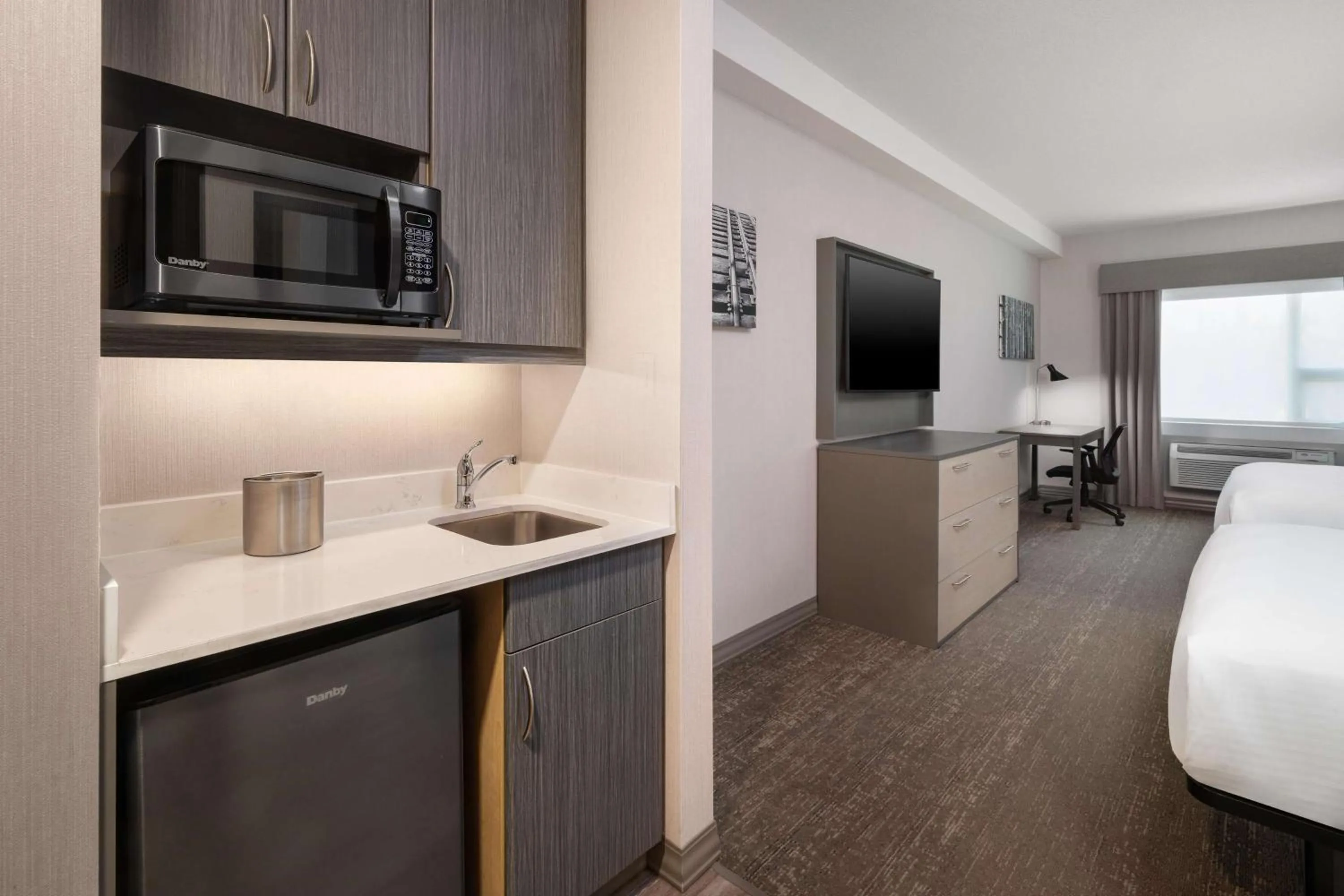 Bed in Best Western Plus Prince George