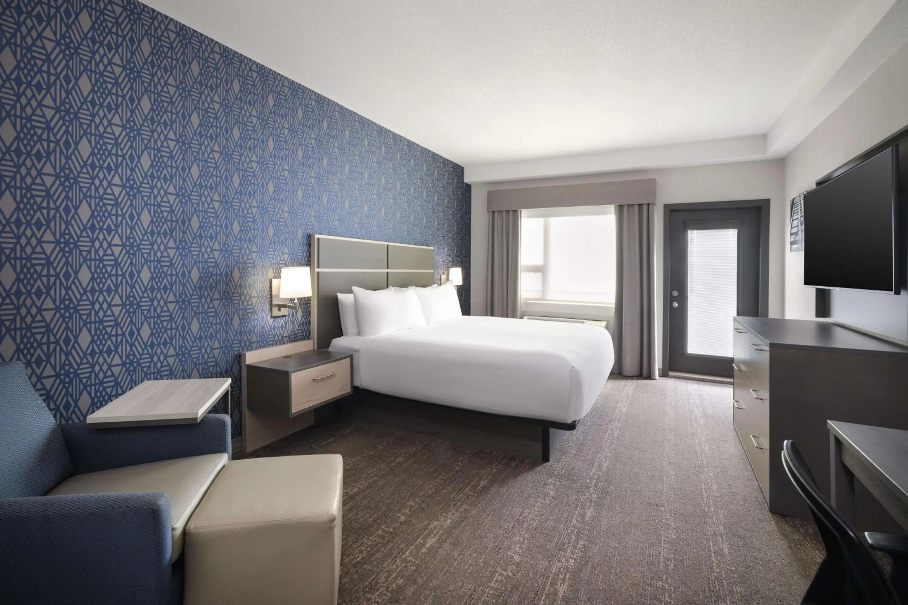 Bed in Best Western Plus Prince George