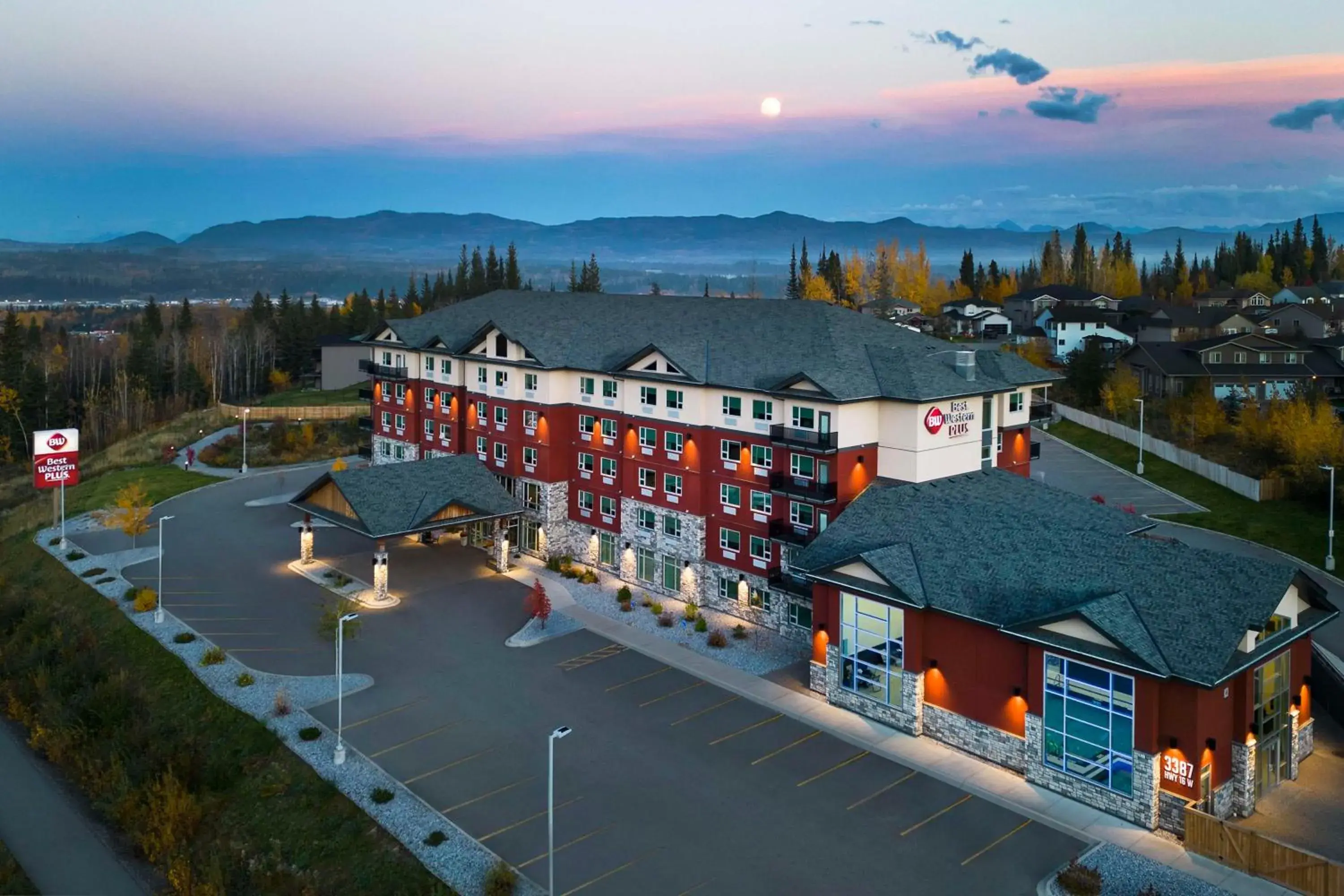 Property building in Best Western Plus Prince George Property building in Best Western Plus Prince George