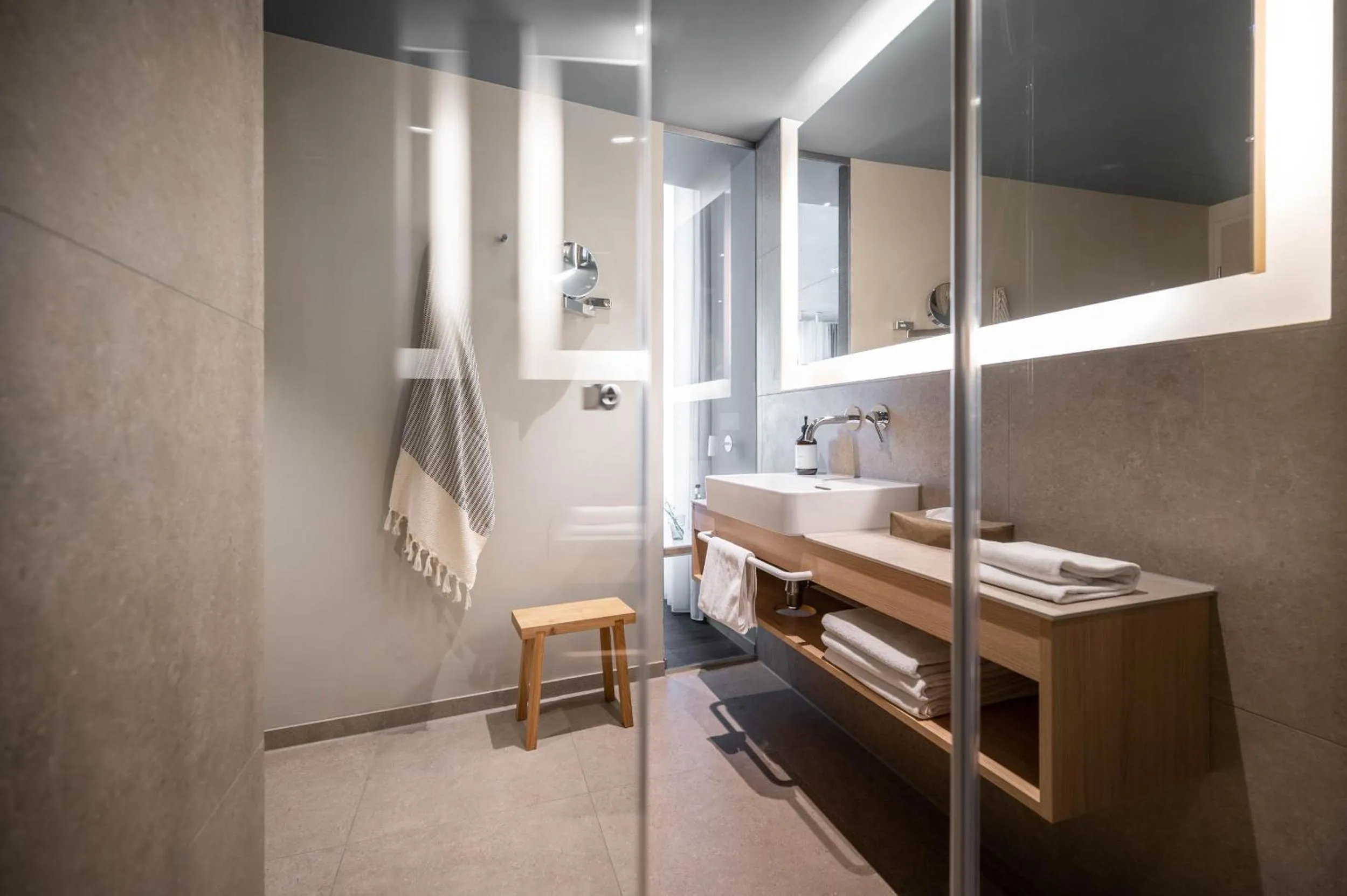 Shower in Hotel Maier