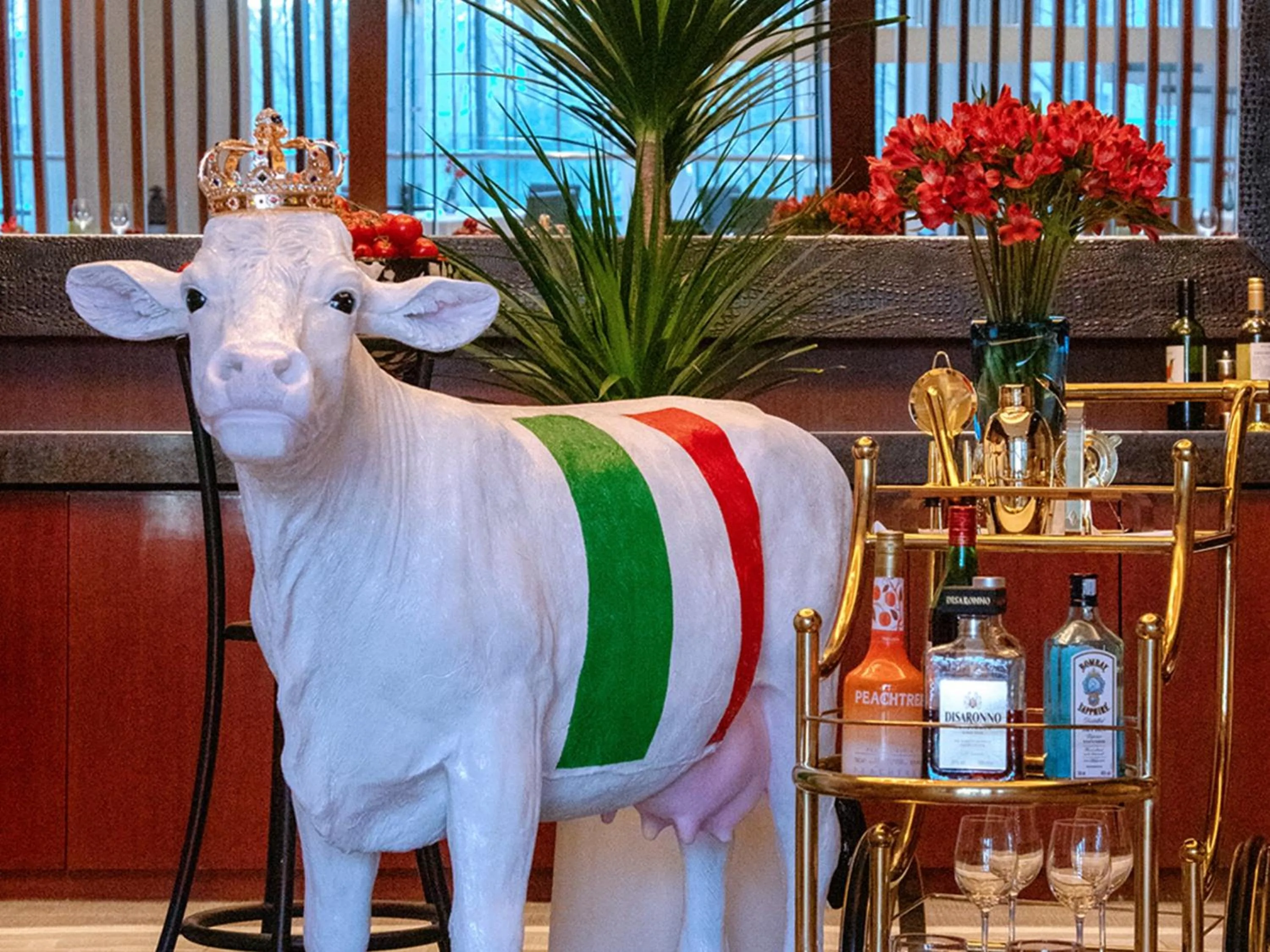 Restaurant/places to eat in Regent Beijing