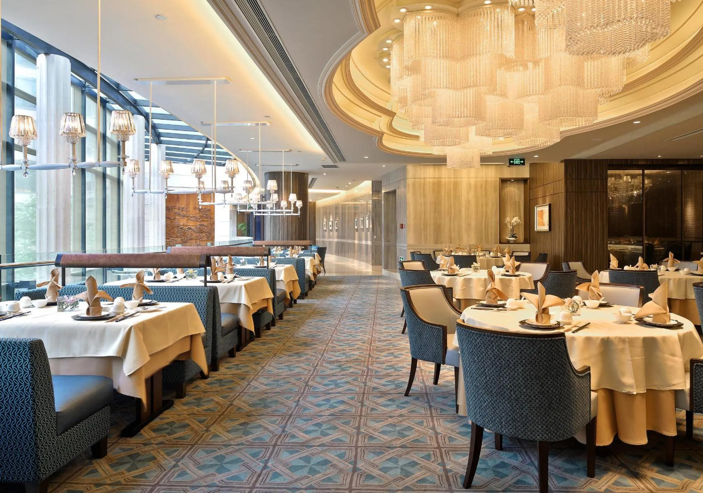 Restaurant/places to eat in Regent Beijing