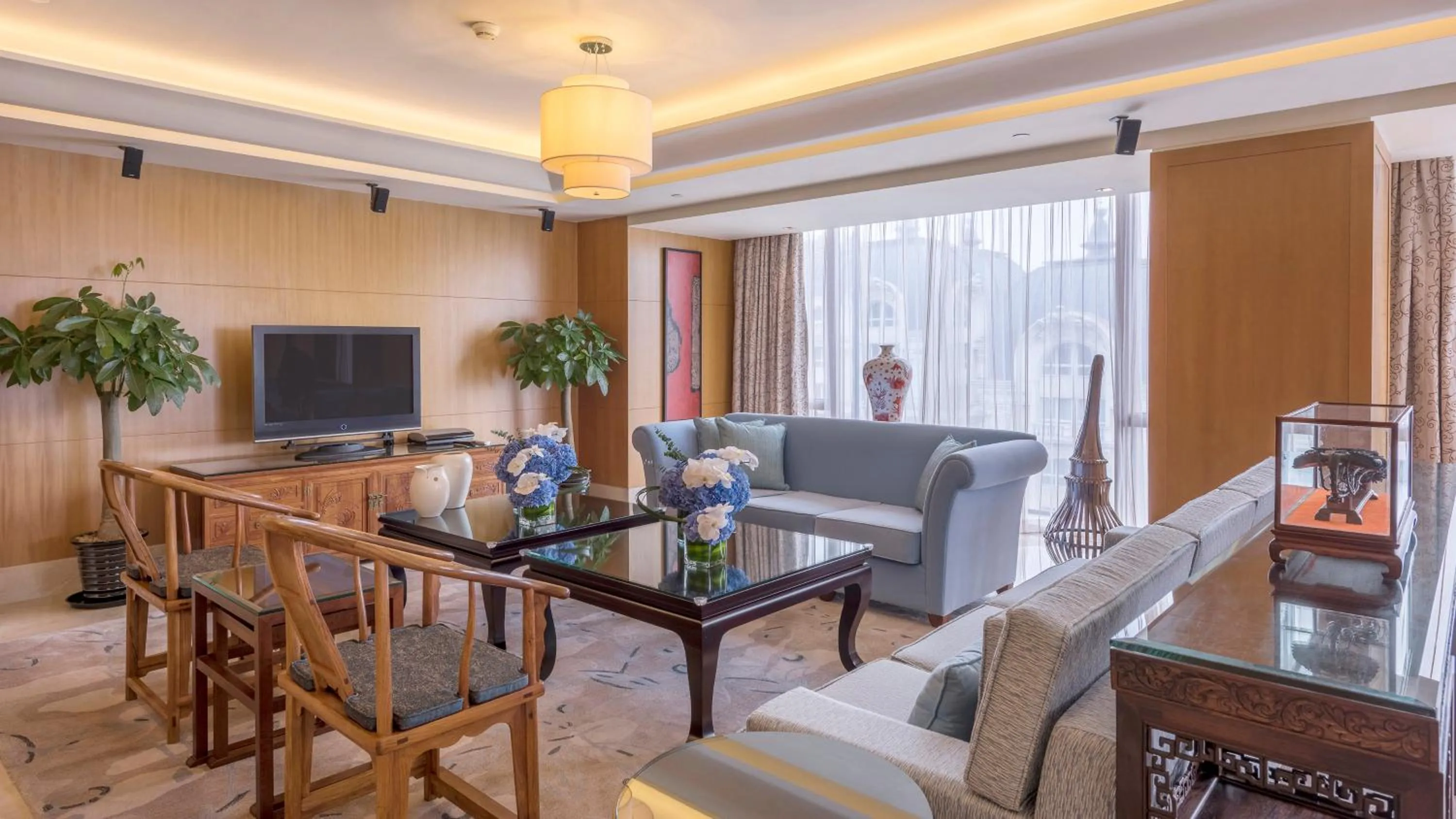 Photo of the whole room in Regent Beijing