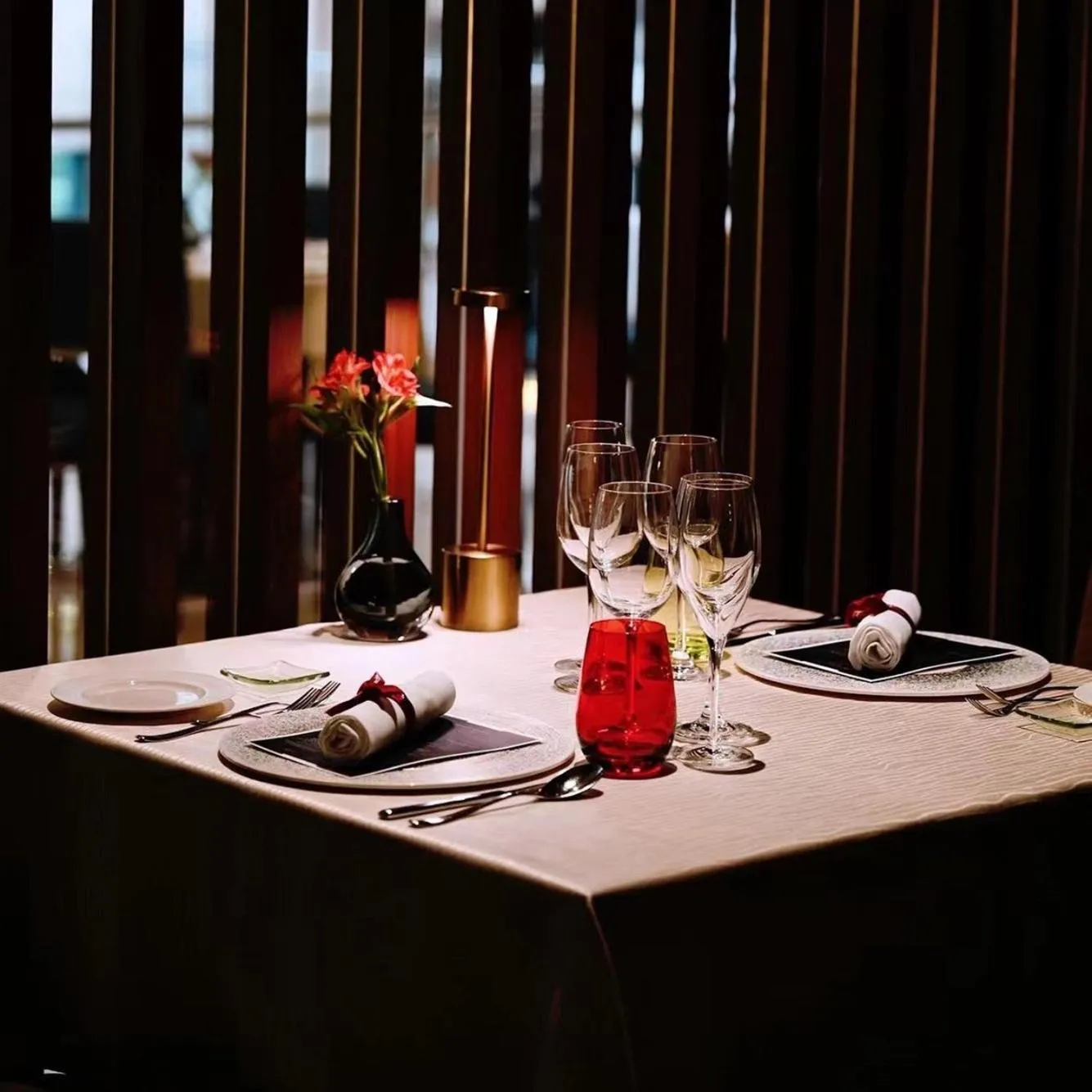 Restaurant/places to eat in Regent Beijing