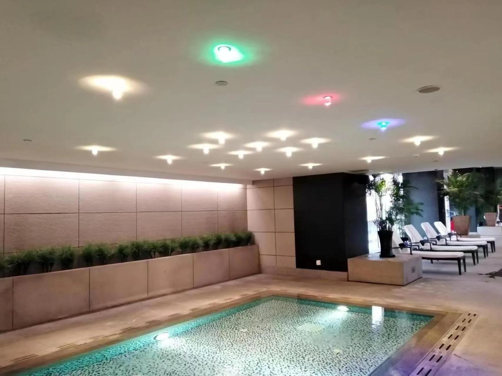 Swimming pool in Regent Beijing