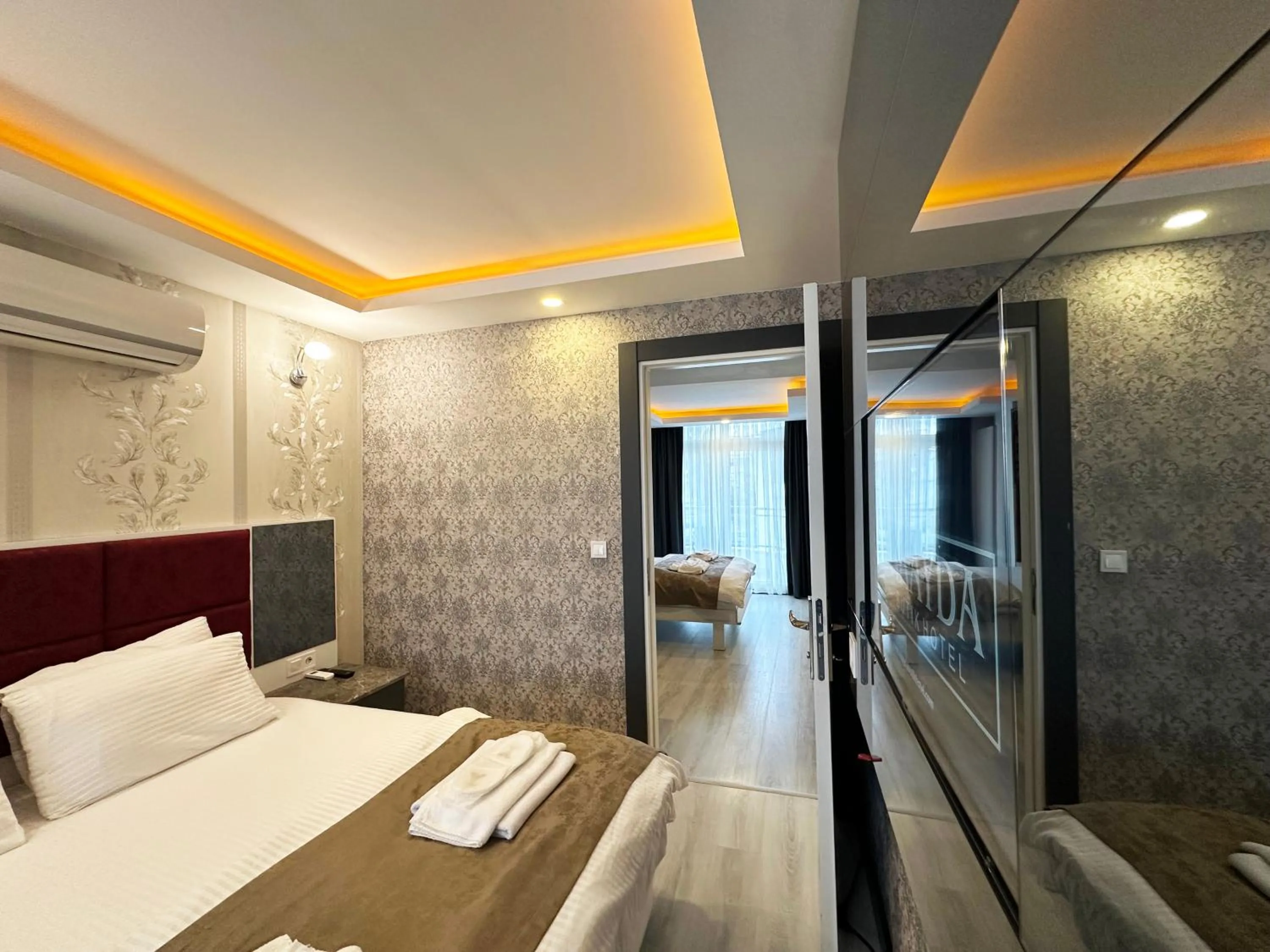 Photo of the whole room, Bed in Akayda Butik Hotel