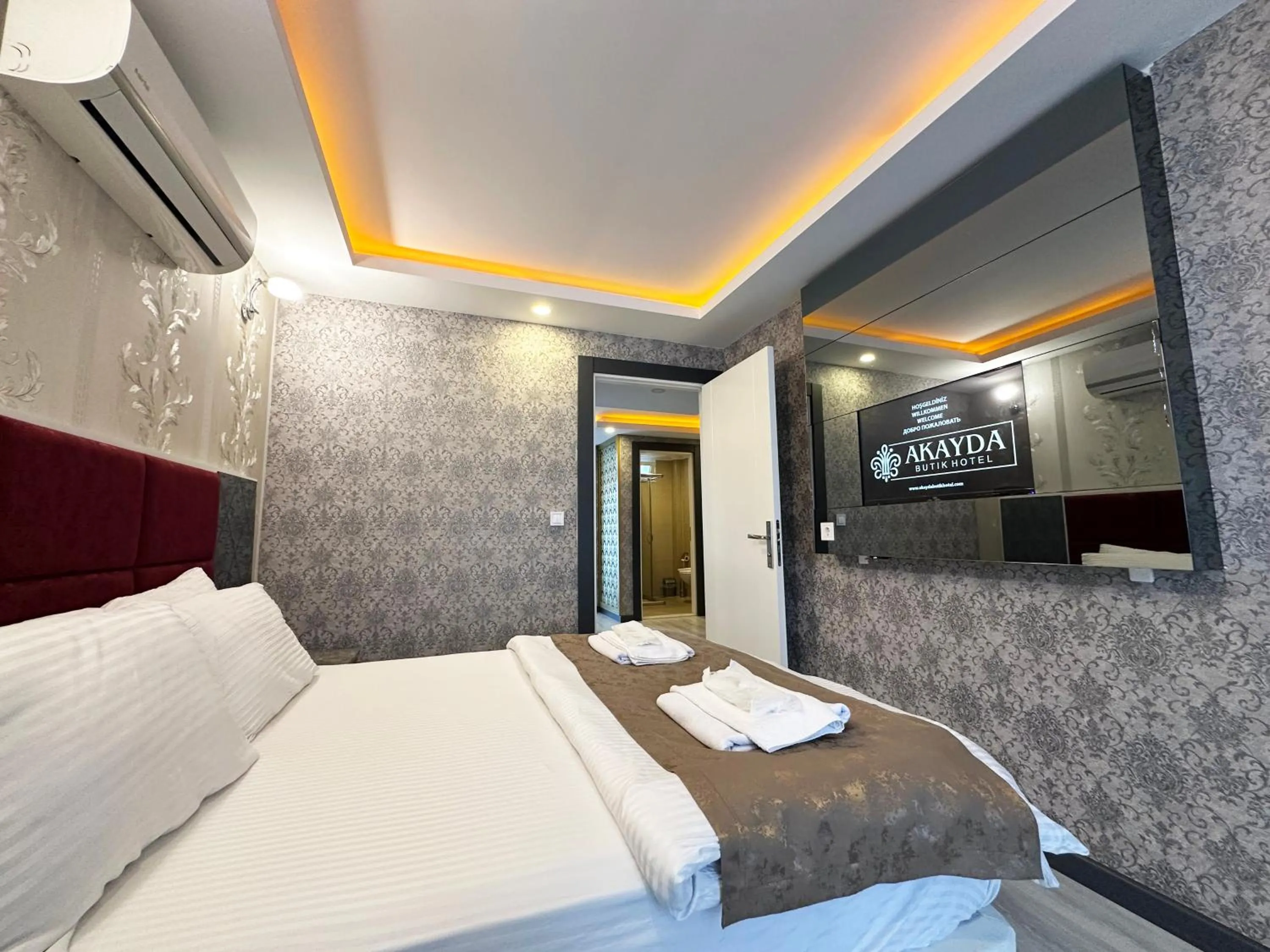 Photo of the whole room, Bed in Akayda Butik Hotel