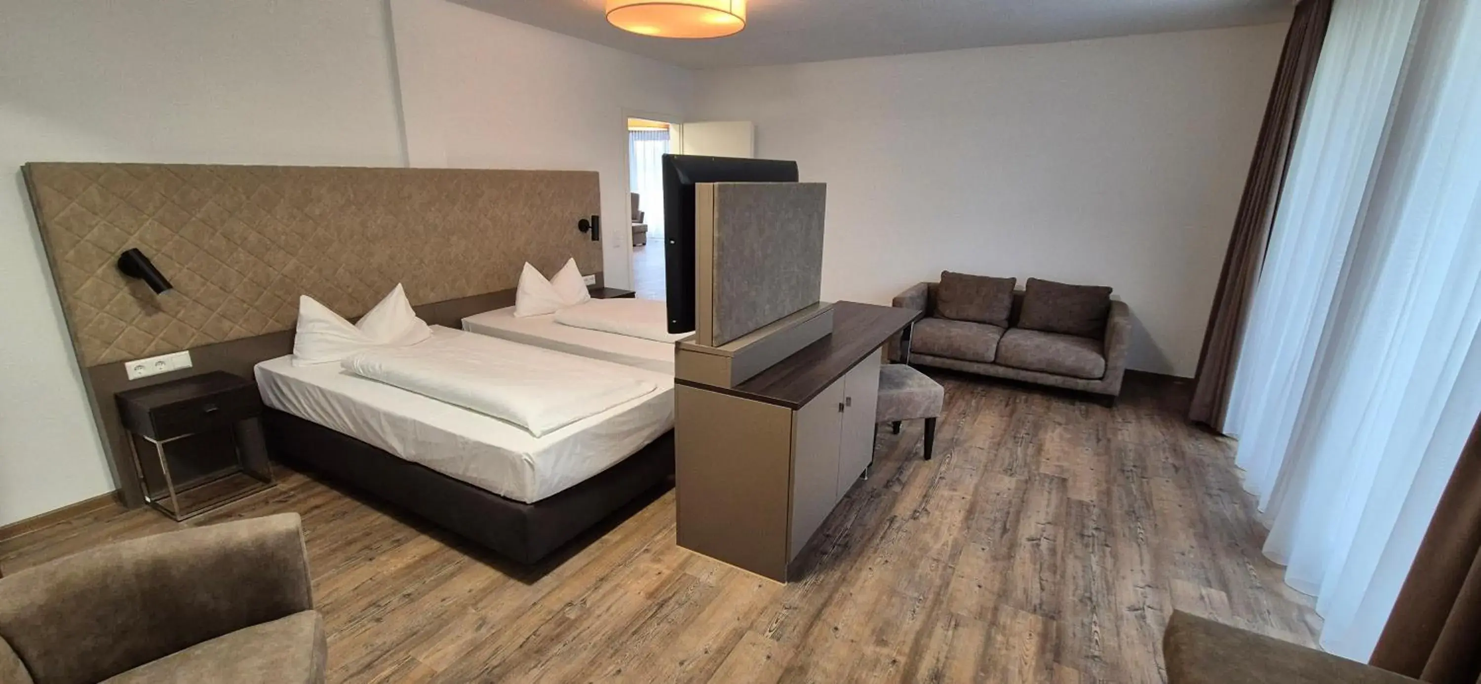 Bed in Melvi Hotel Göppingen Bed in Melvi Hotel Göppingen