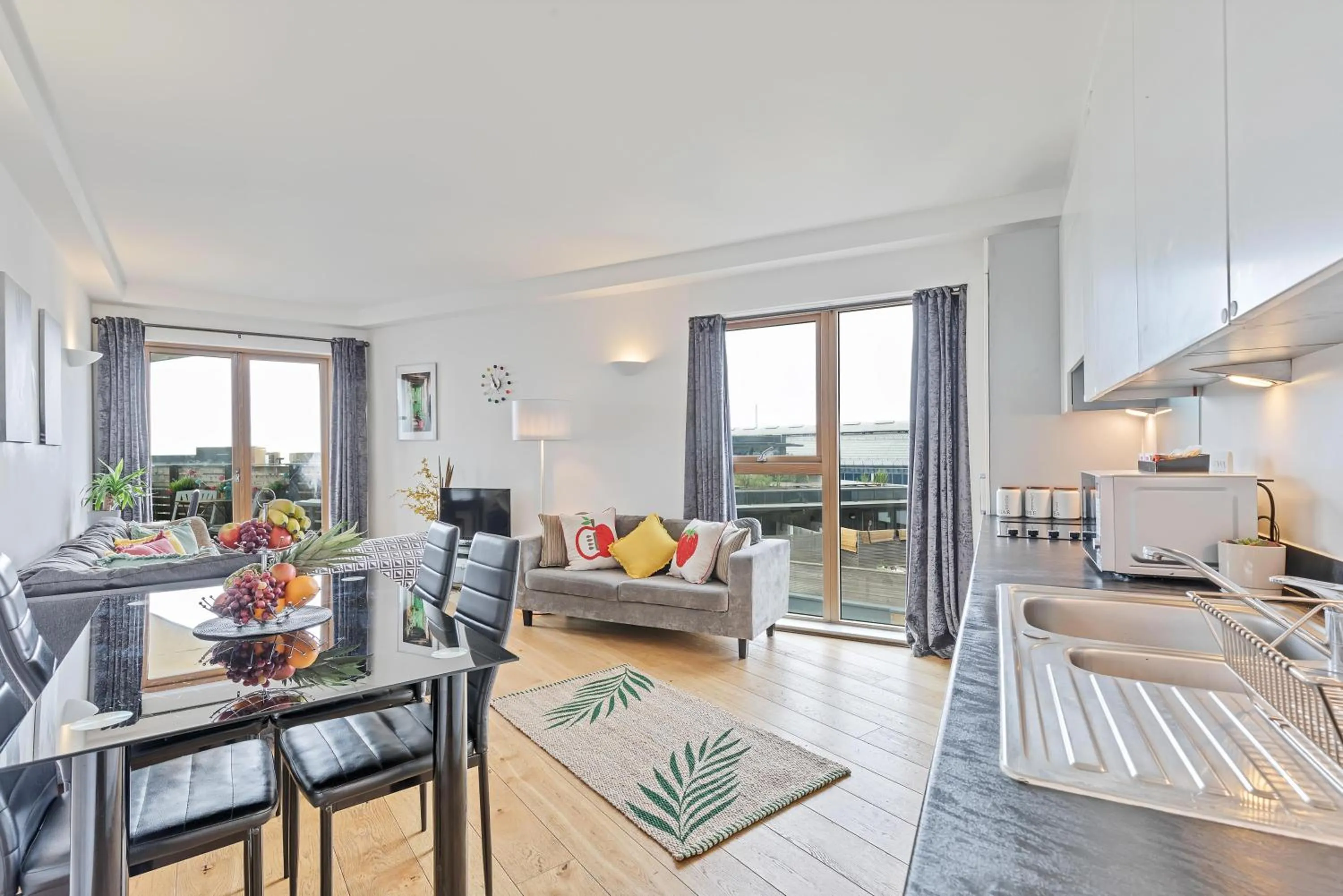 Panoramic Pad with Free Parking - By My Getaways