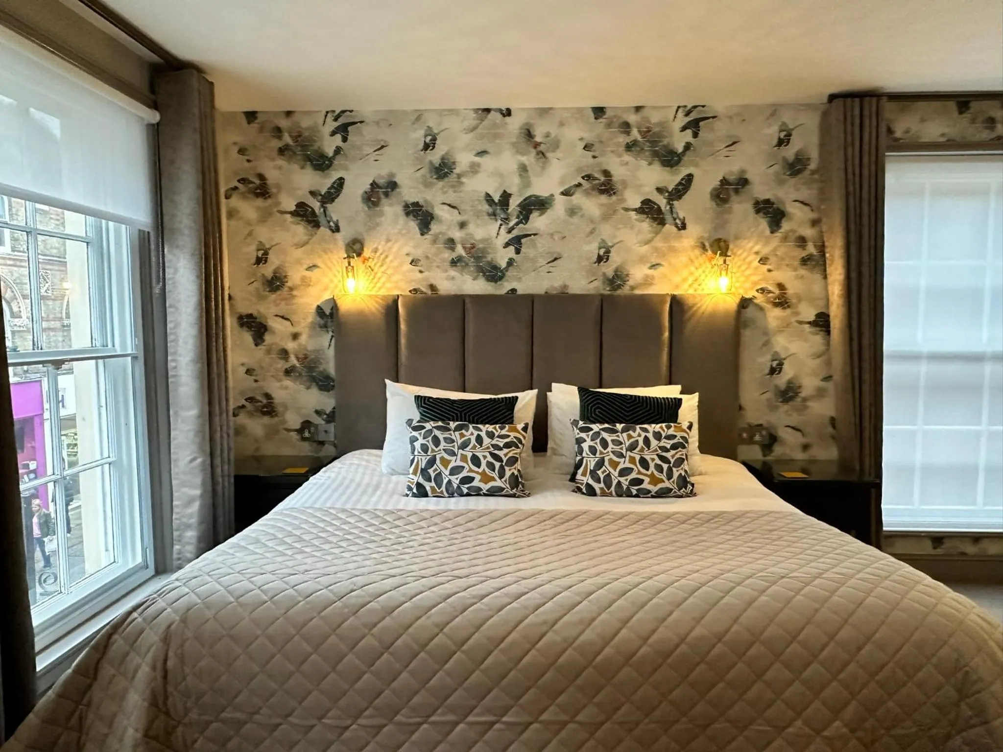 Bedroom, Bed in Goswell House Hotel central Windsor