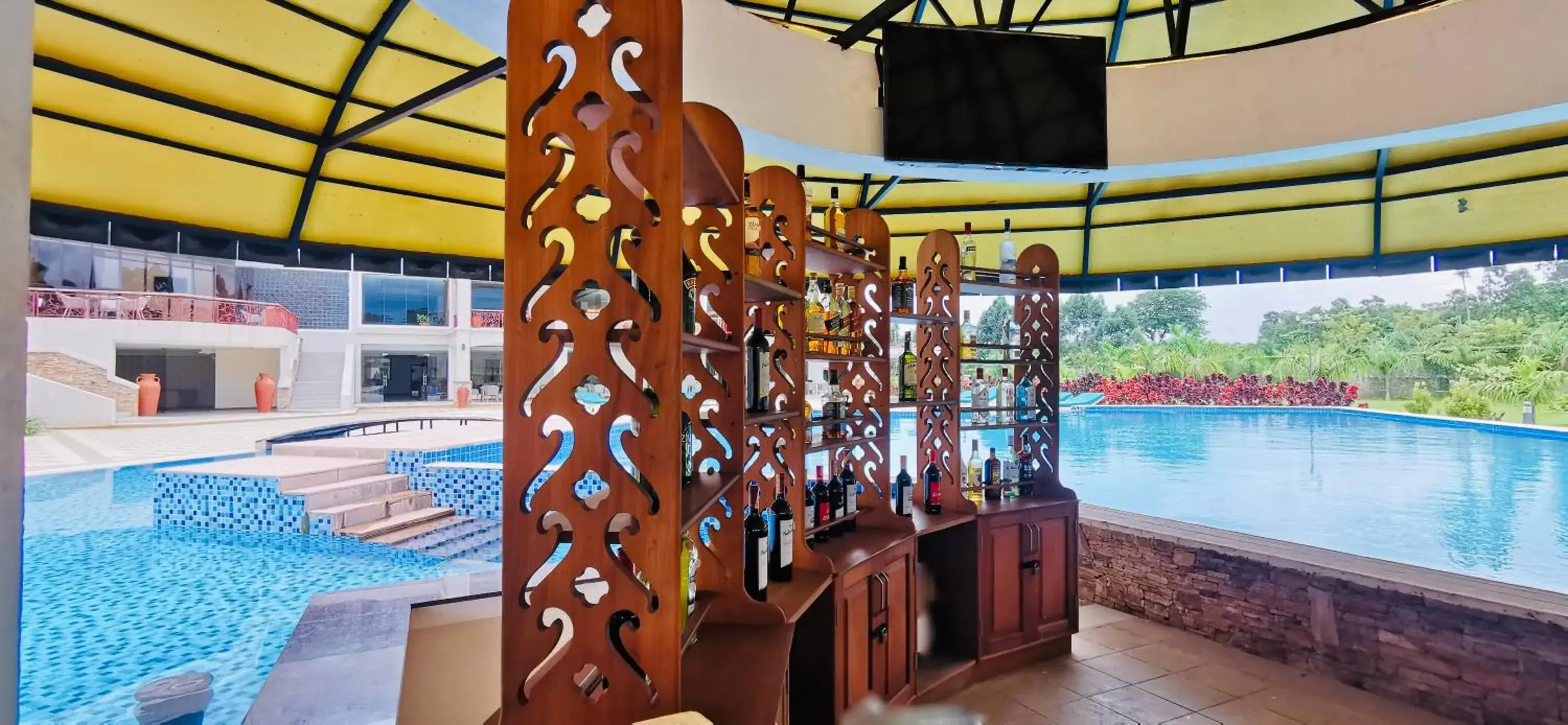 Lounge or bar in Kampala Nile Resort Lounge or bar in Kampala Nile Resort