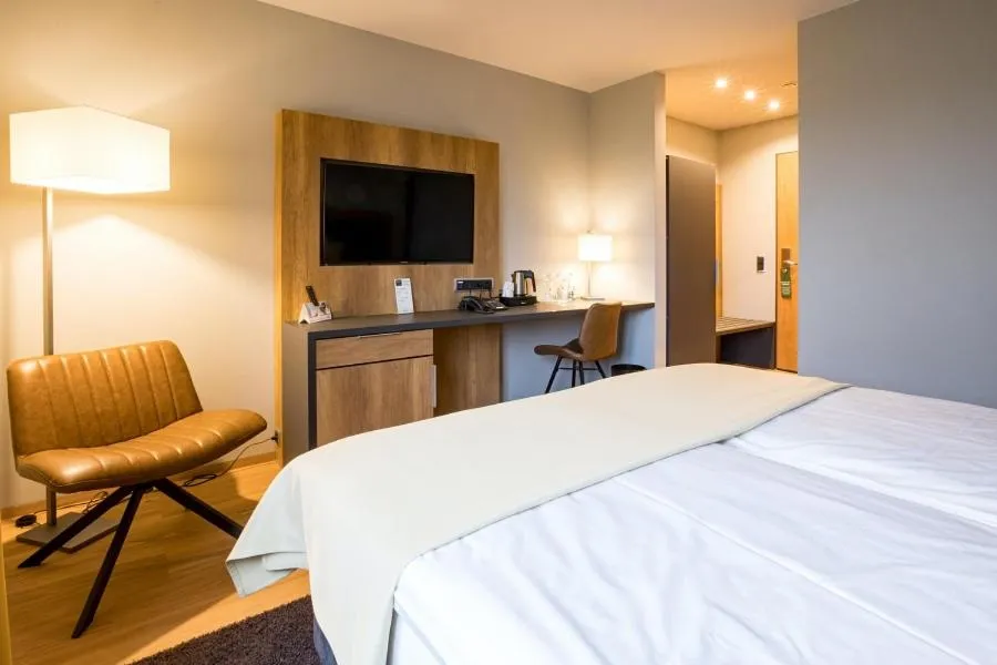 Photo of the whole room, Bed in laVital Sport- & Wellness Hotel