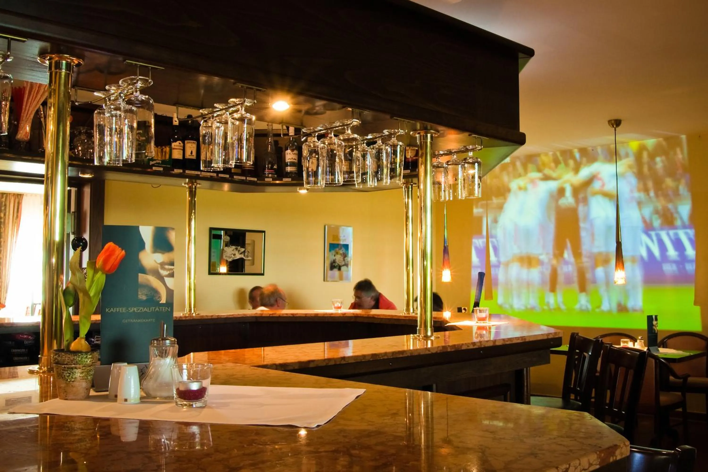 Lounge or bar in laVital Sport- & Wellness Hotel