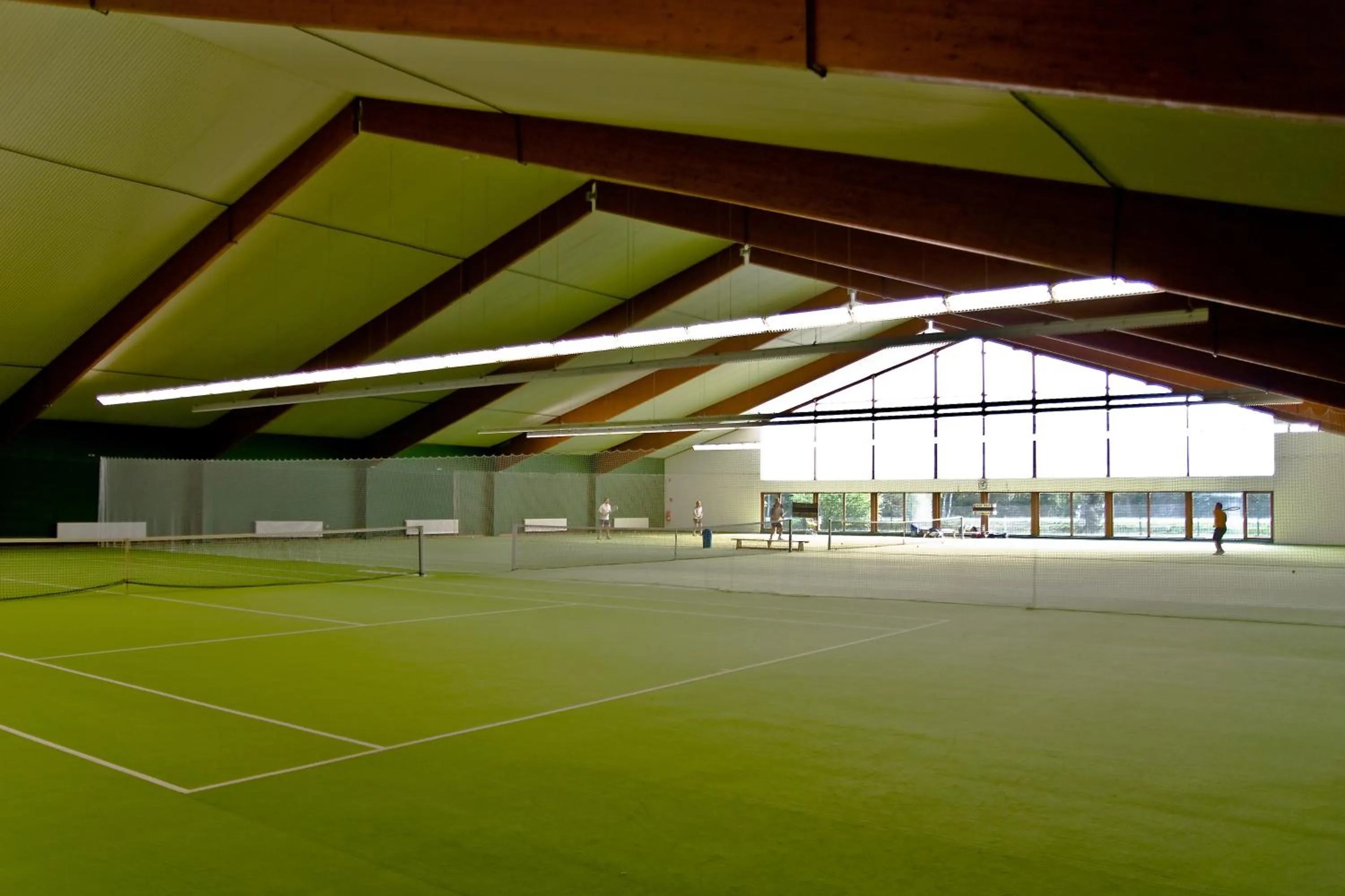 Tennis court in laVital Sport- & Wellness Hotel