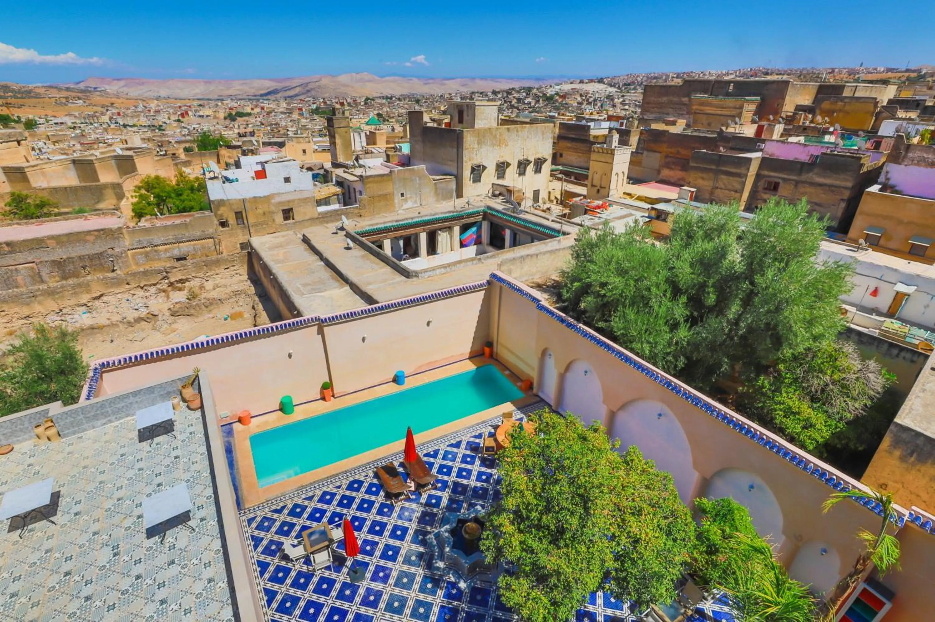 Garden view in Palais Shazam & SPA