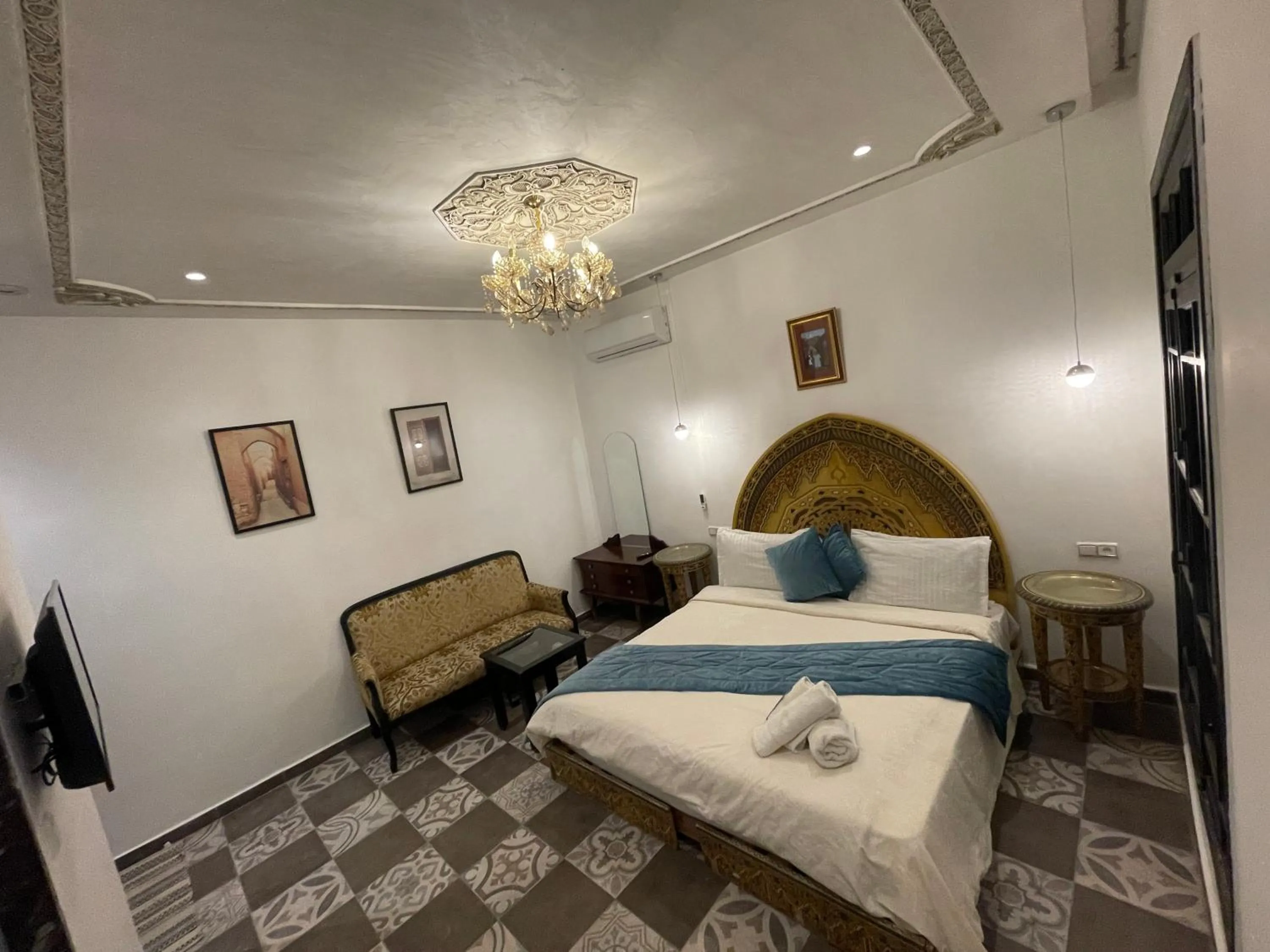 Bed in Palais Shazam & SPA