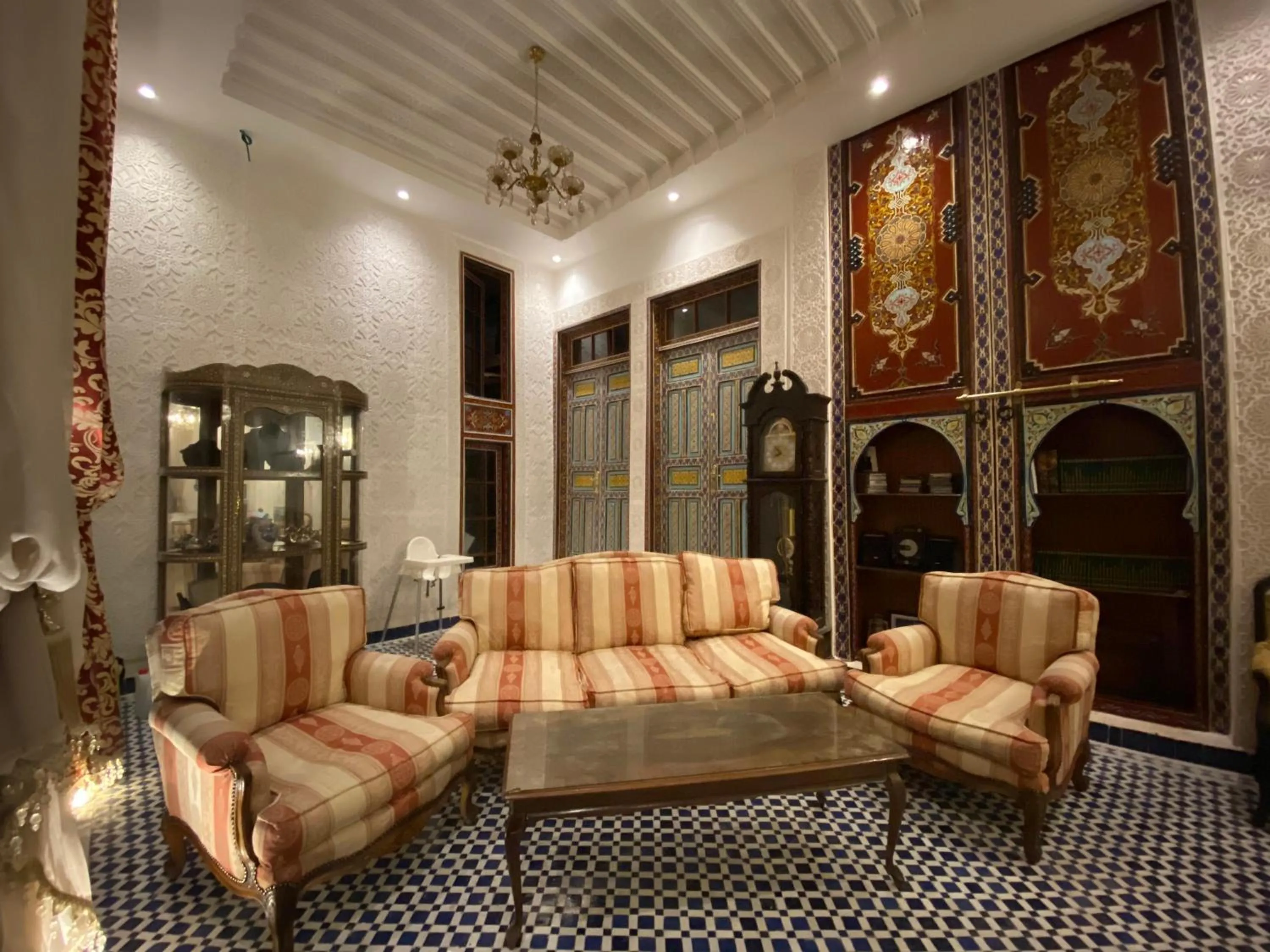 Patio in Palais Shazam & SPA