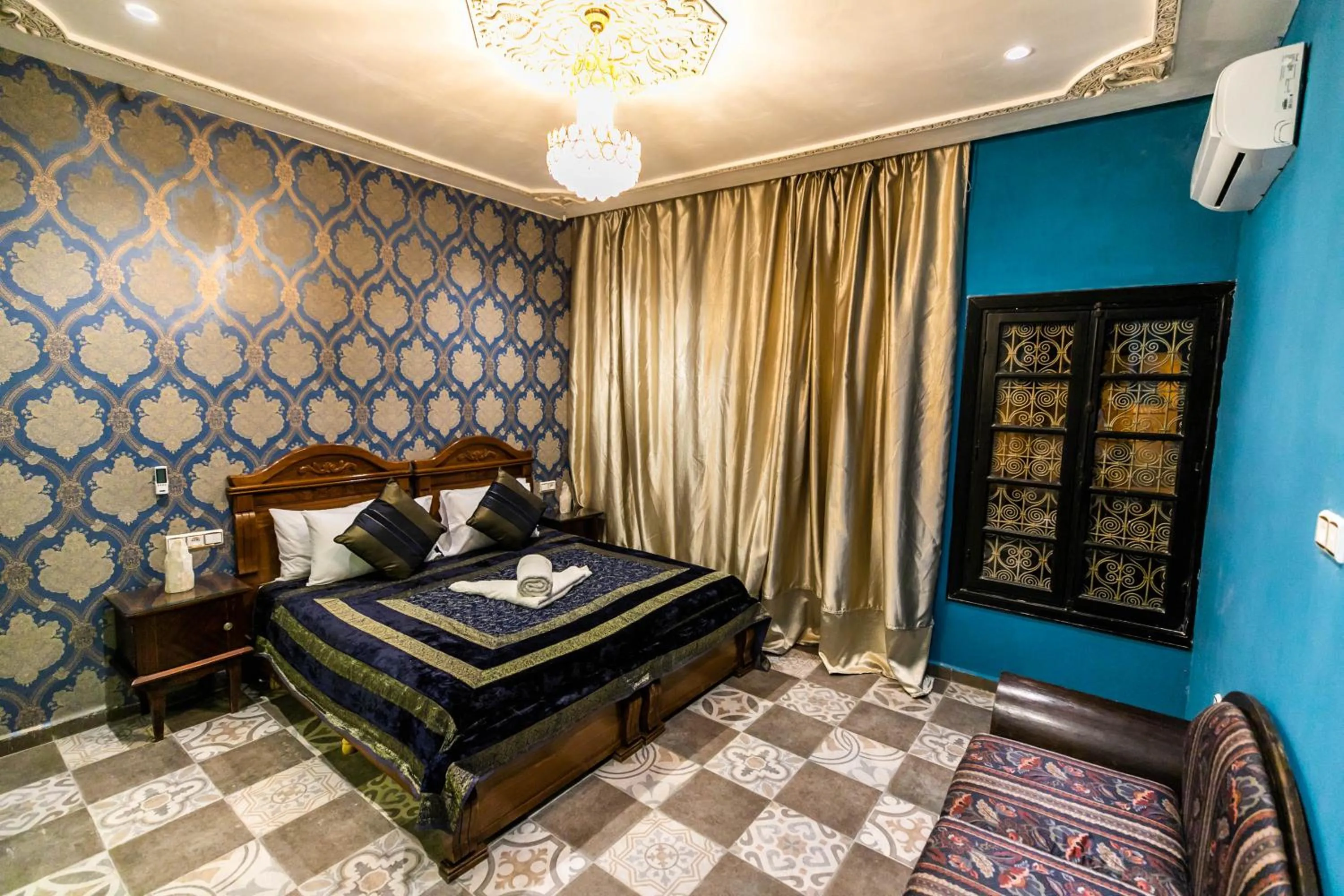 Bedroom, Bed in Palais Shazam & SPA