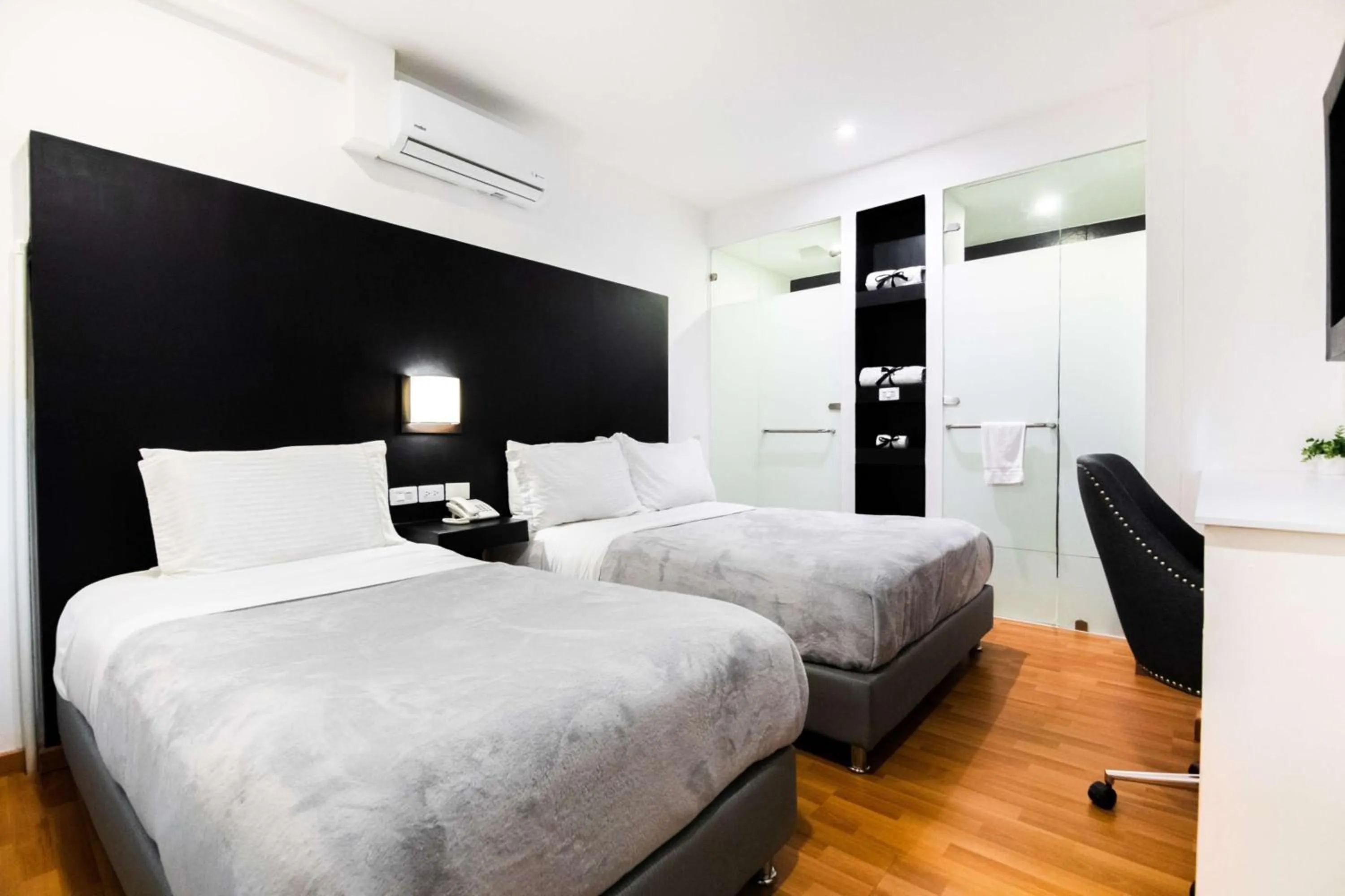 Photo of the whole room, Bed in Hotel Z3 Pereira