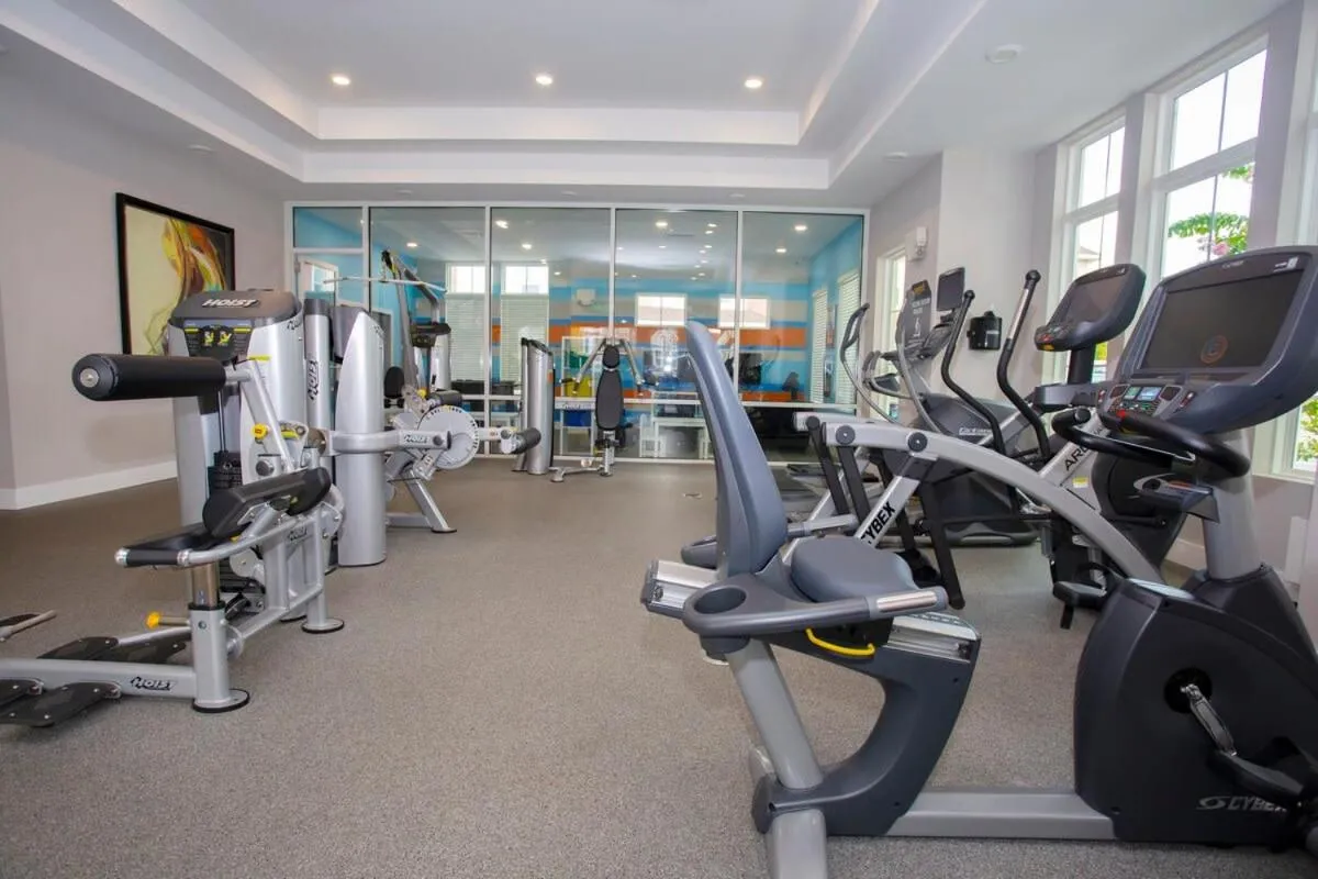 Gorgeous 4 Bedroom Family Friendly Close to Disney 7573