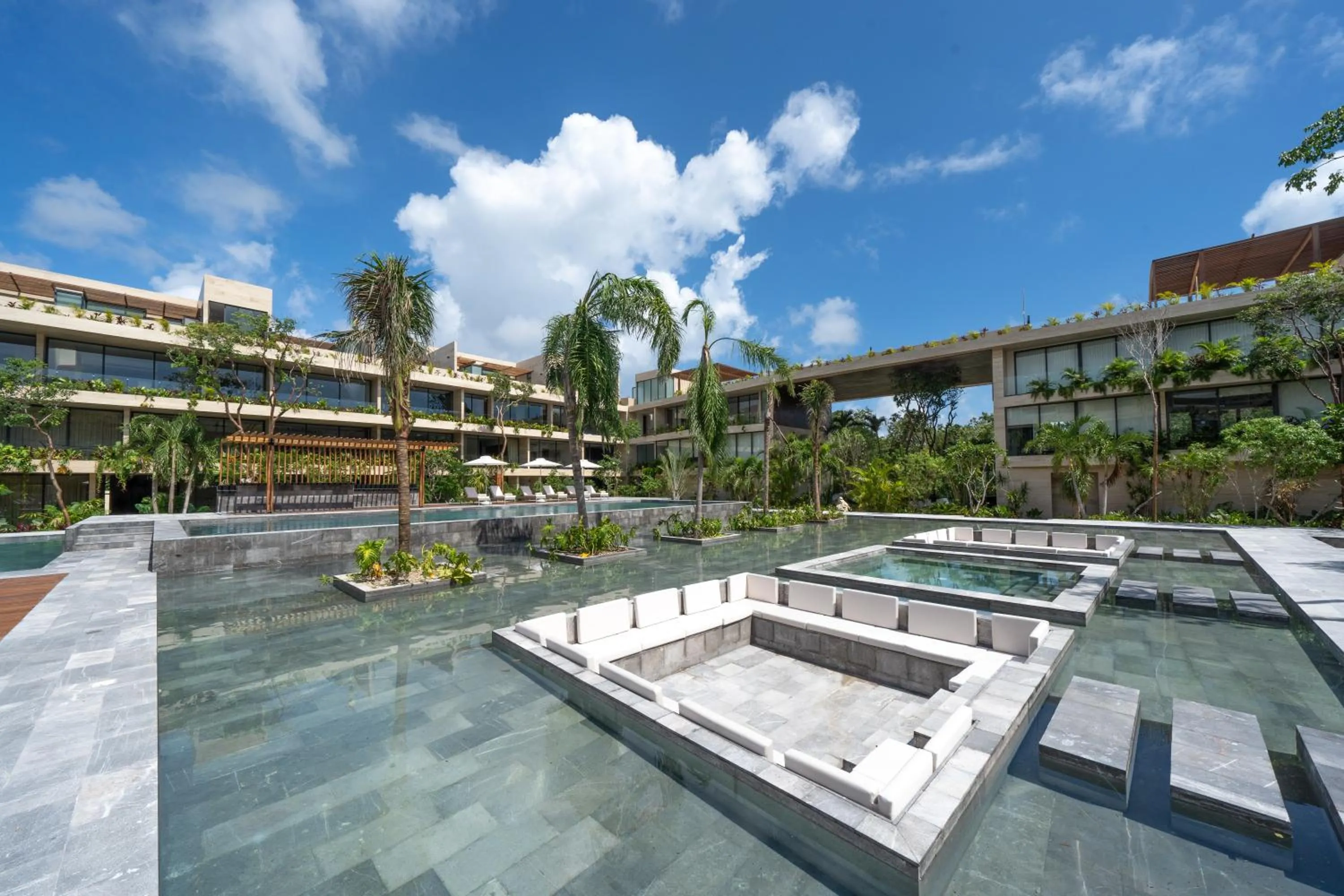 Swimming pool in Mistiq Tulum