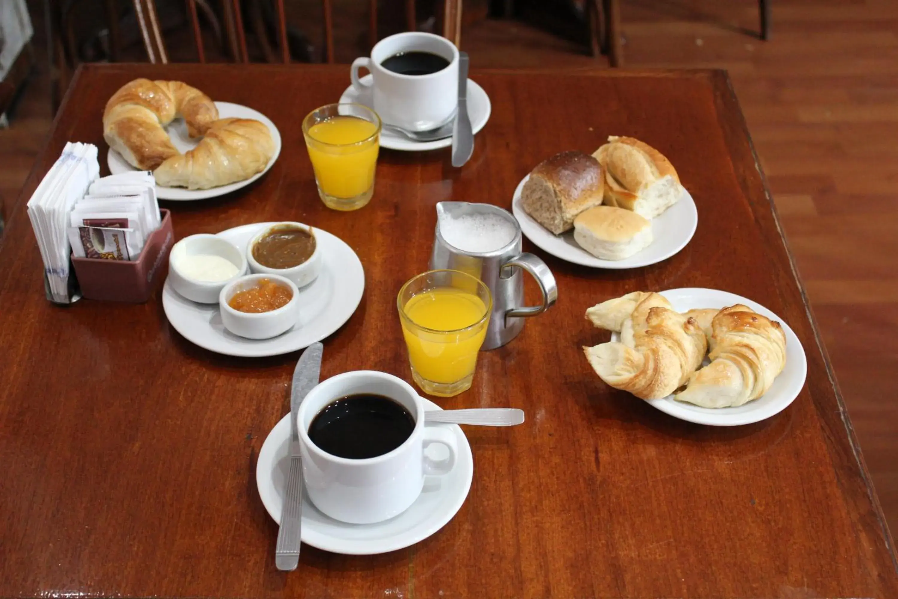 Breakfast in Esmeralda Palace Hotel Breakfast in Esmeralda Palace Hotel