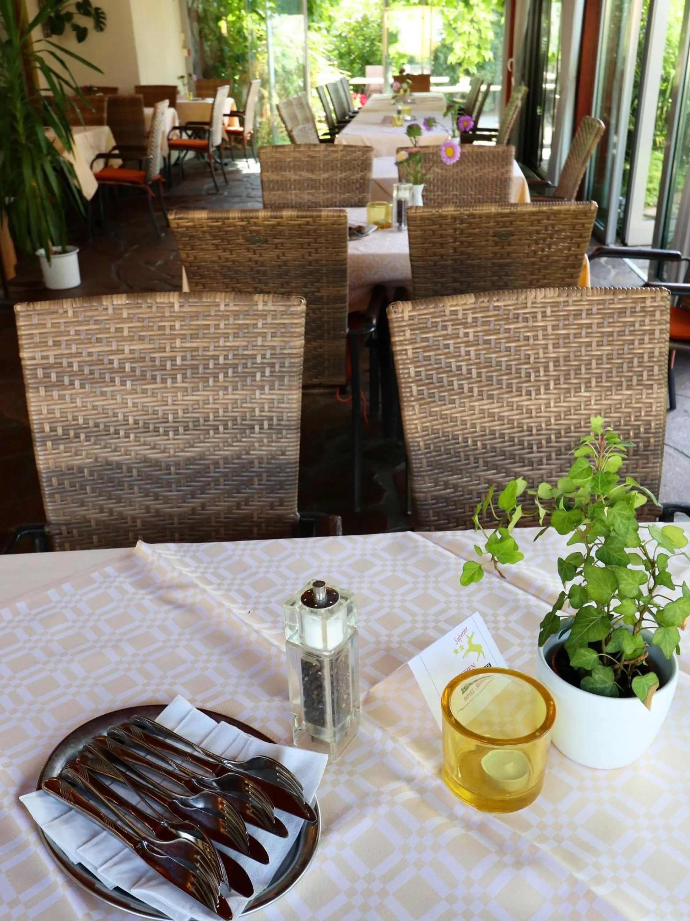 Restaurant/places to eat in Hotel - Restaurant Hirschen - Werneths Landgasthof beim Europa- Park Rust