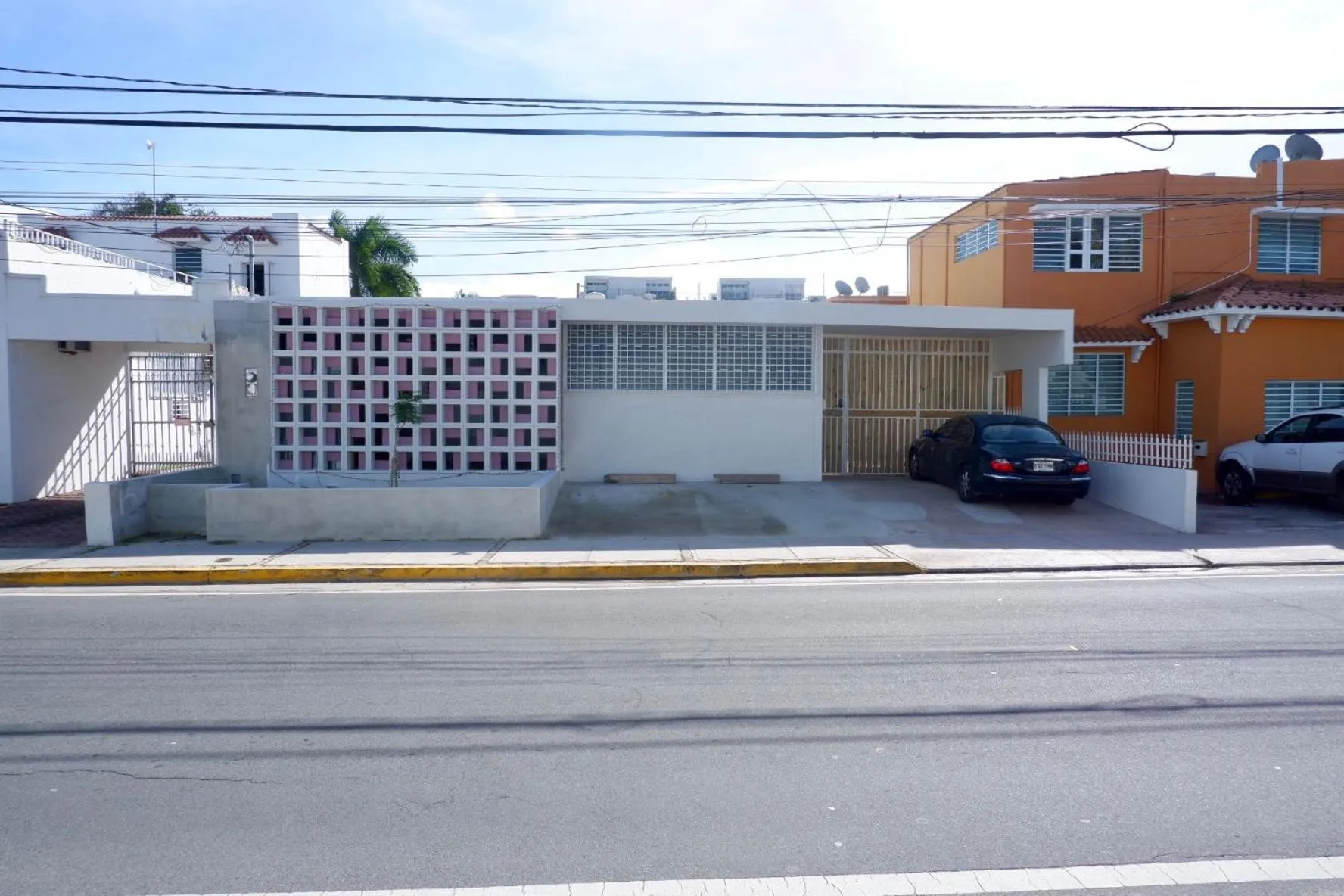 Facade/entrance in The Emerald PR