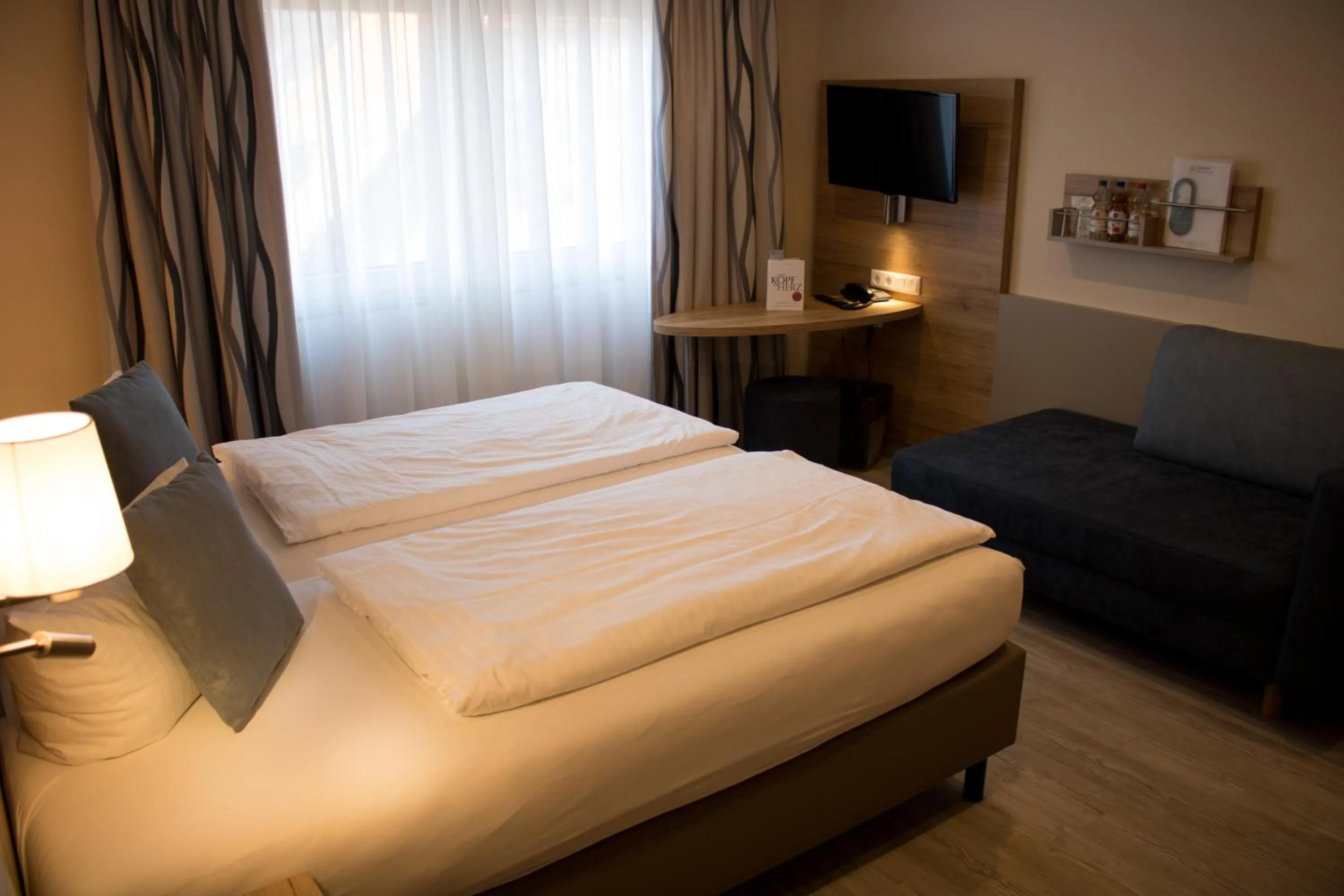 TV and multimedia, Bed in Hotel Rosenbusch