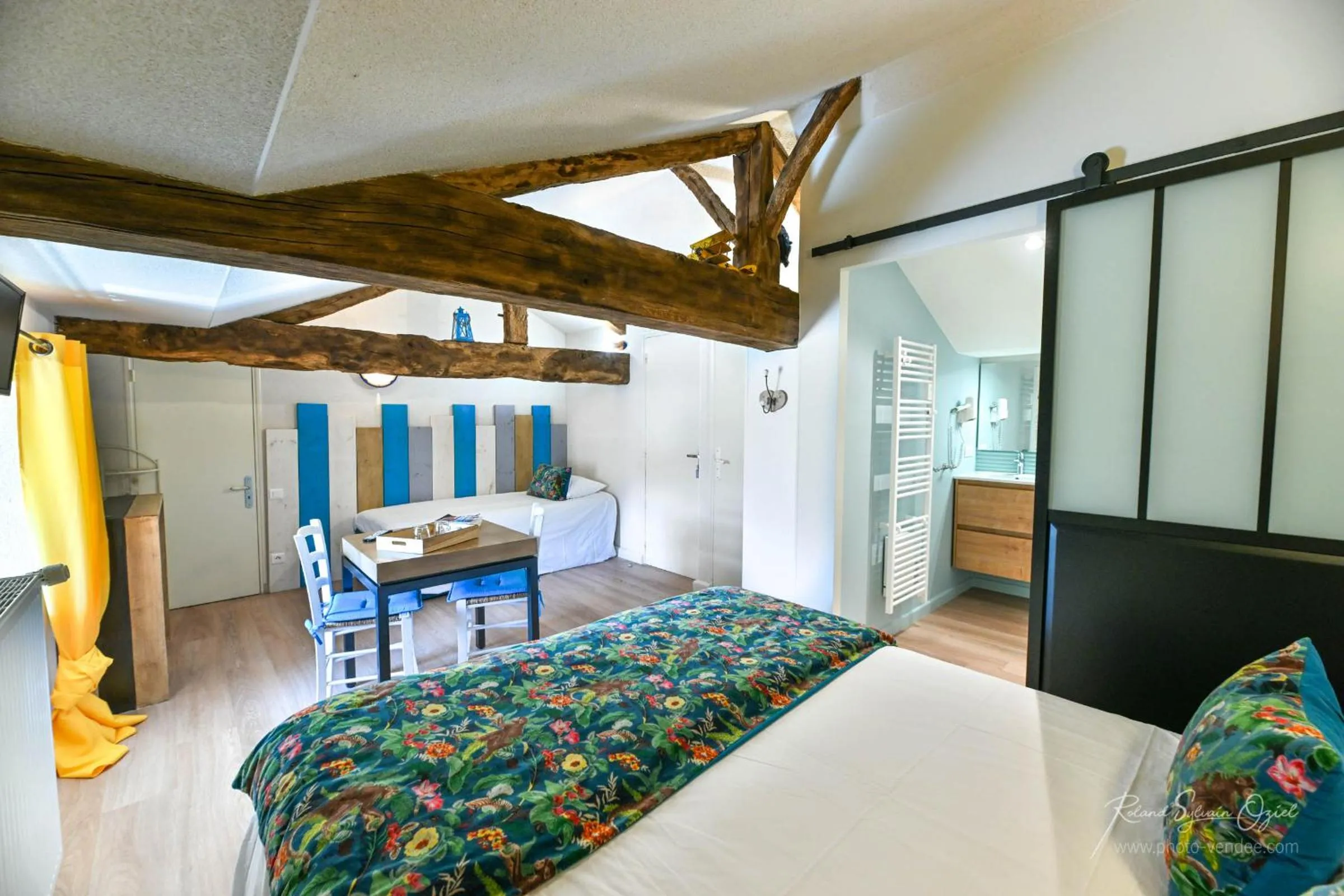 Bed in Les Chambres d'Aurore