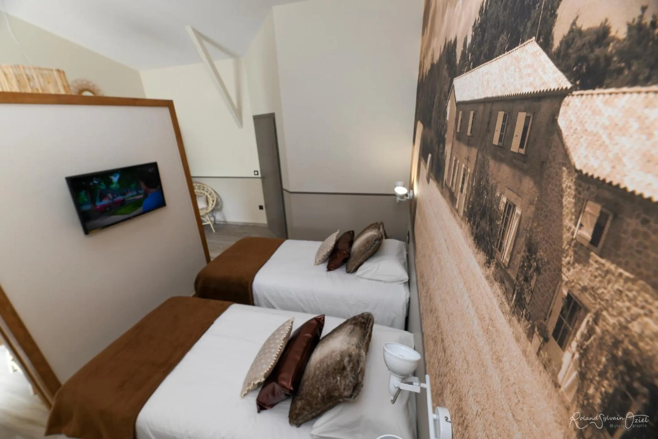 Bed in Les Chambres d'Aurore