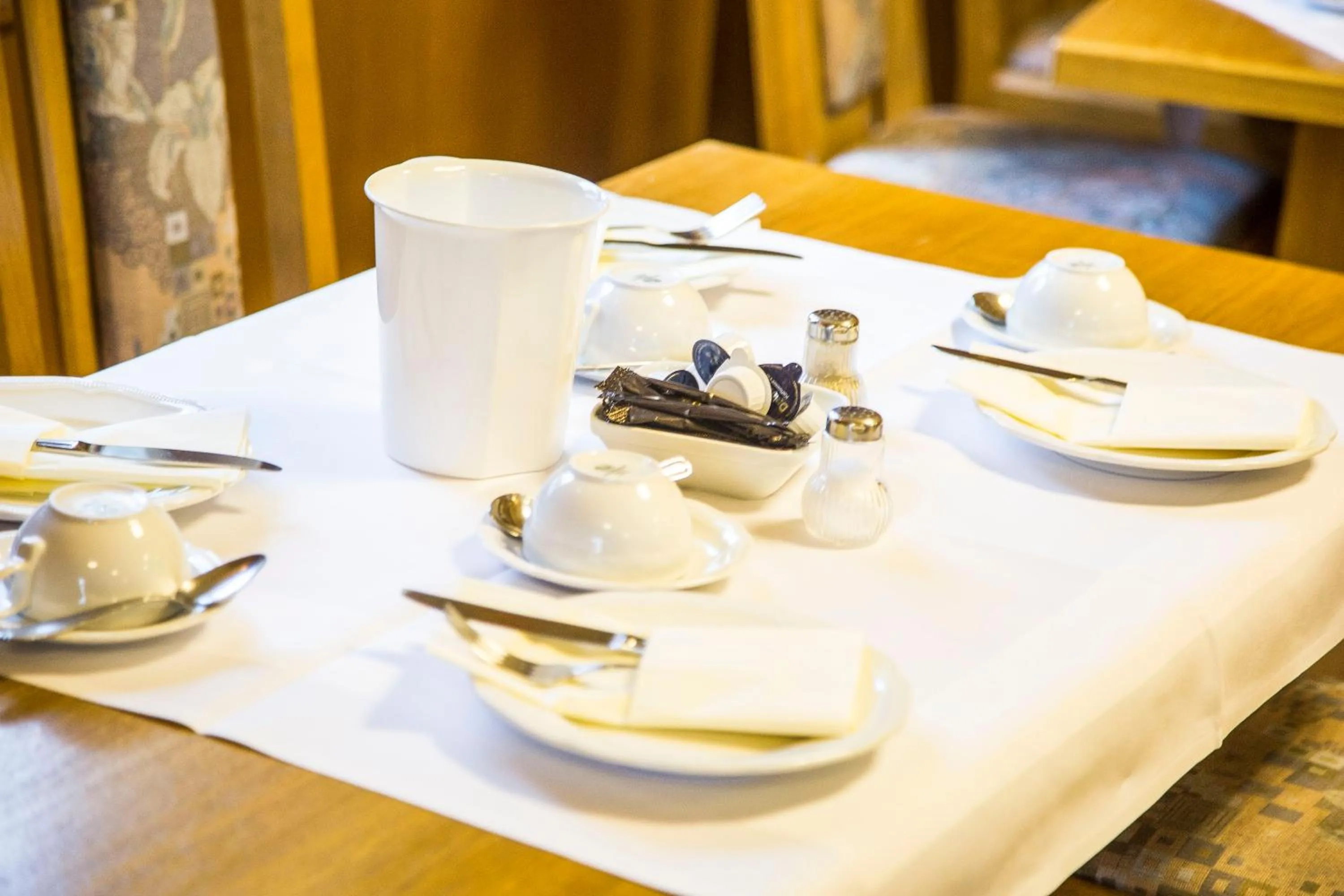 Restaurant/places to eat in Hotel Stadt Peine