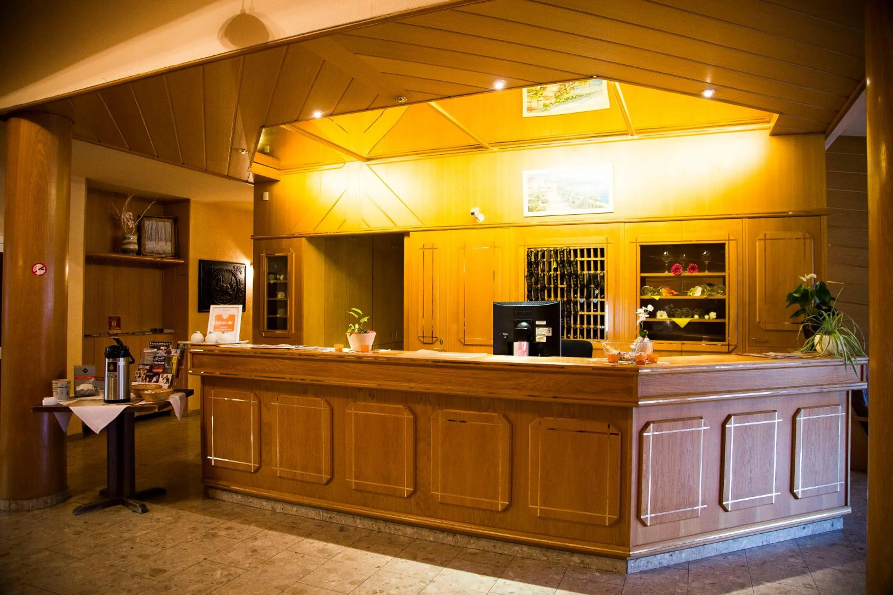 Lobby or reception in Hotel Stadt Peine