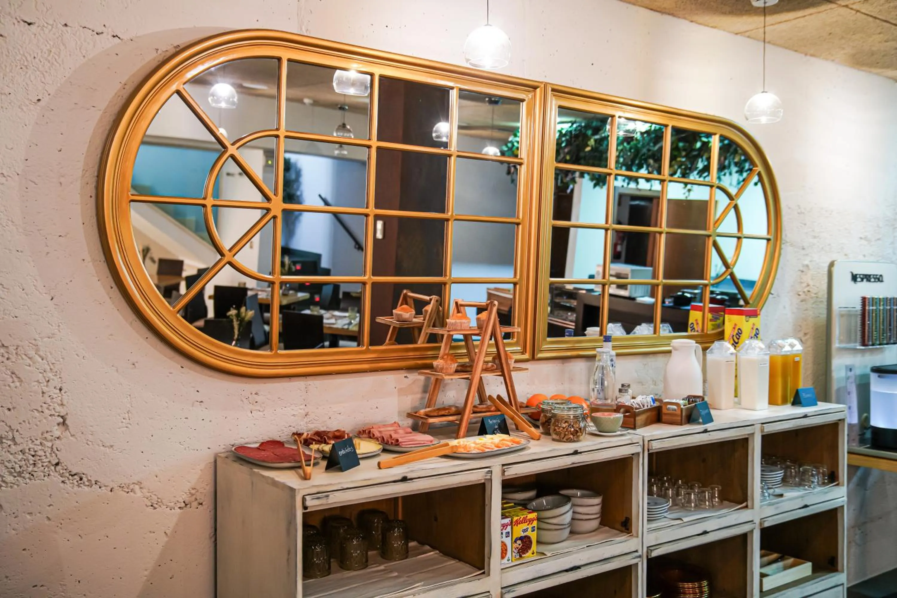 Food and drinks in Hotel Baeza Monumental by eme hoteles