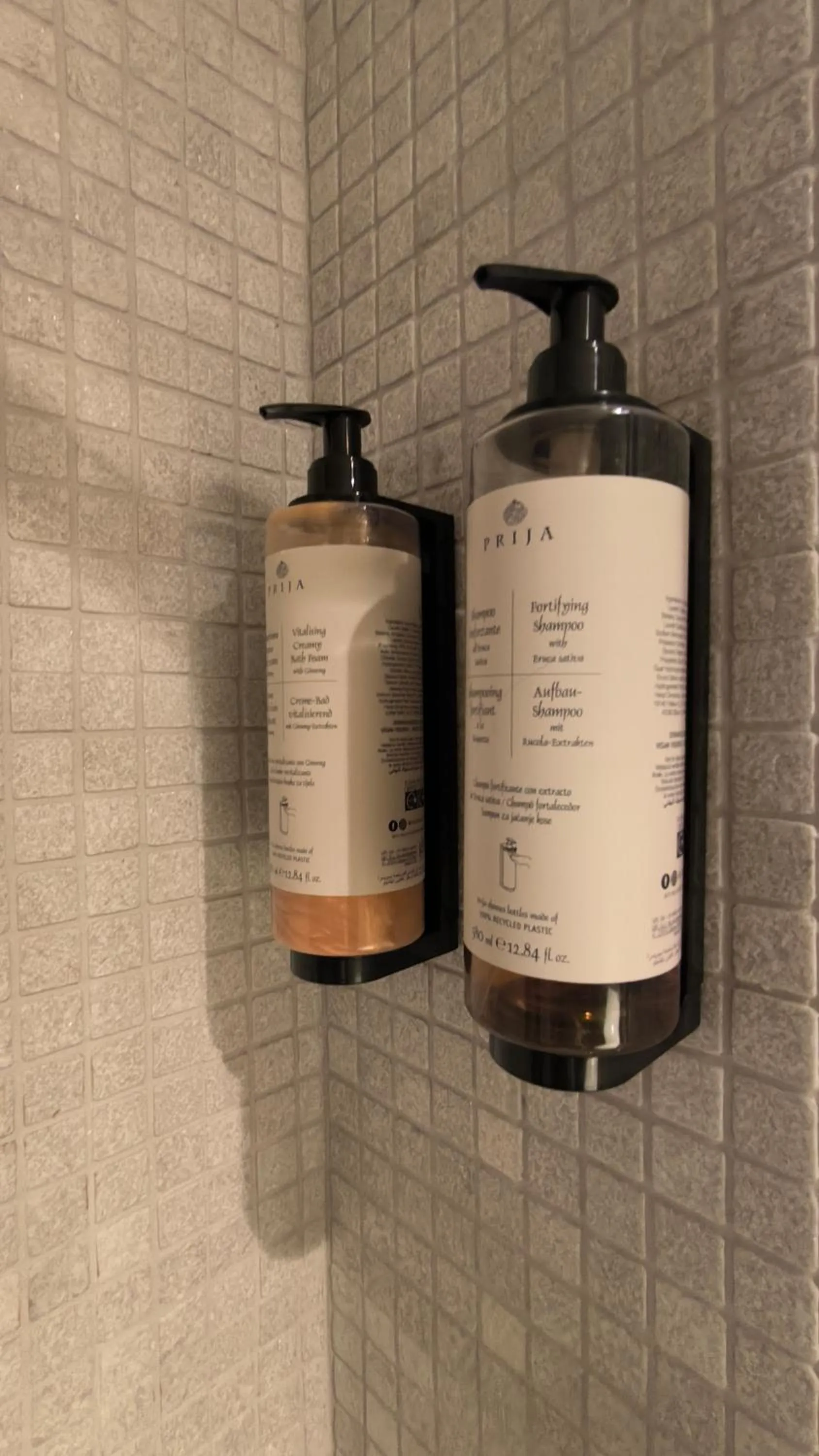 Shower in Hotel Baeza Monumental by eme hoteles