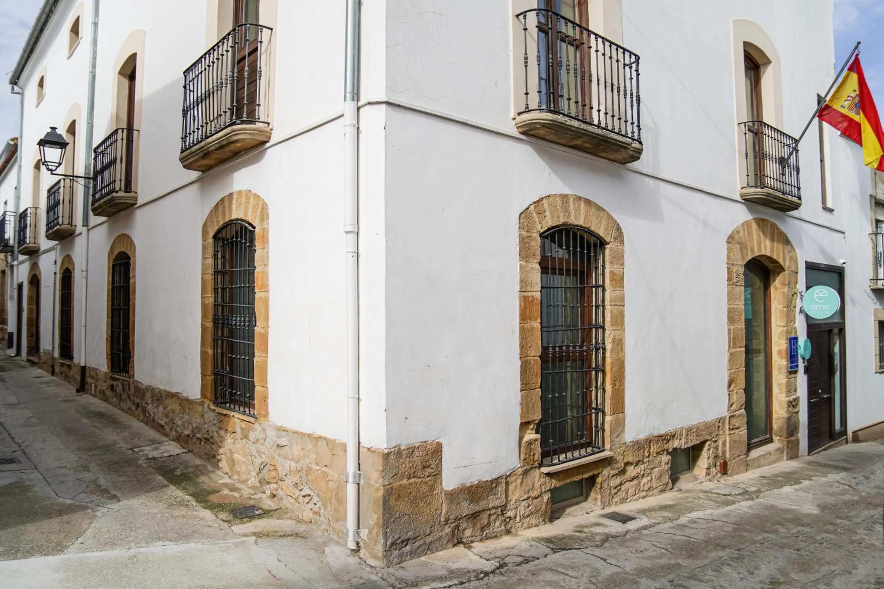 Property building in Hotel Baeza Monumental by eme hoteles