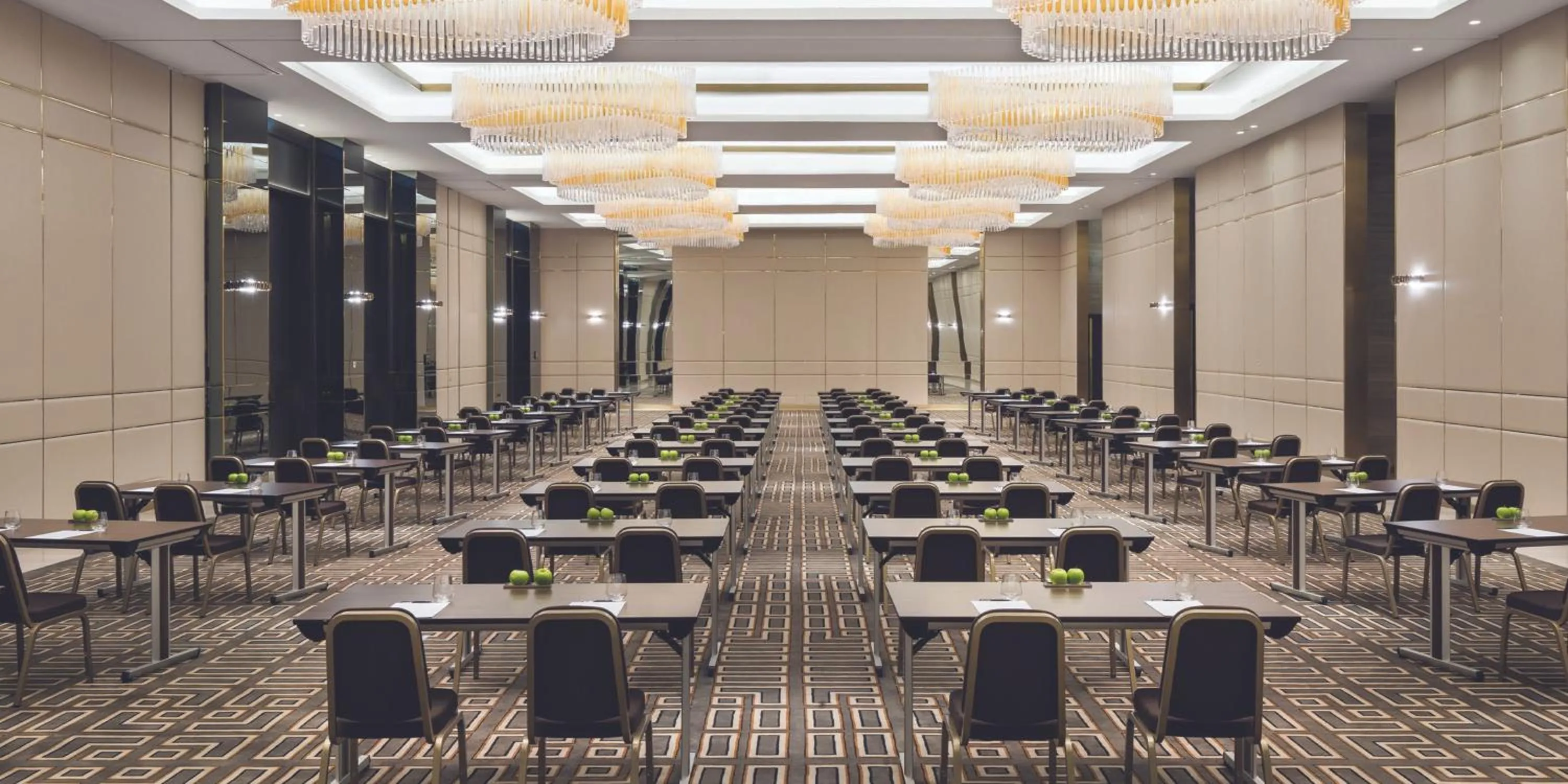 Meeting/conference room in Hyatt Regency Al Kout Mall