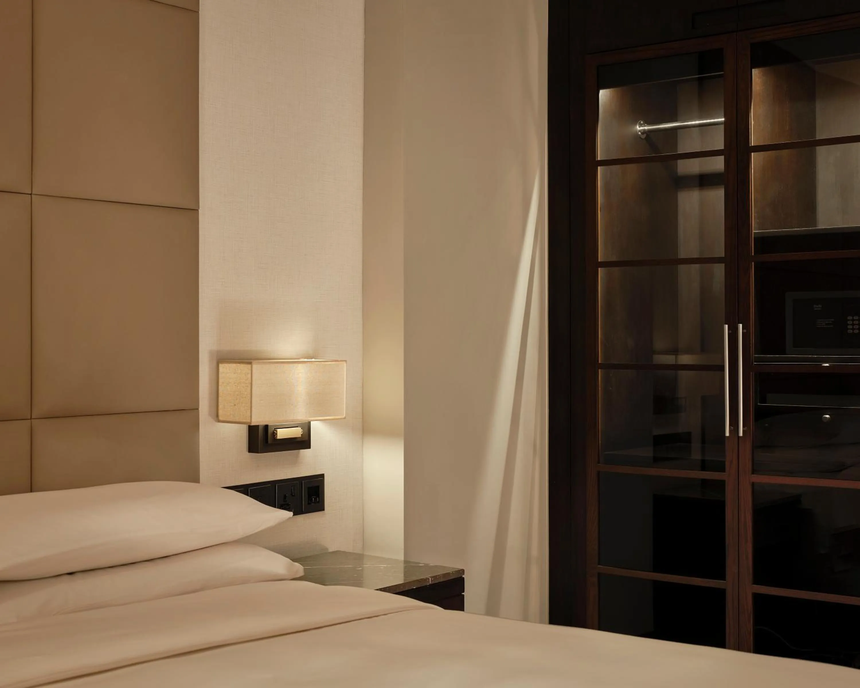Bedroom, Bed in Hyatt Regency Al Kout Mall
