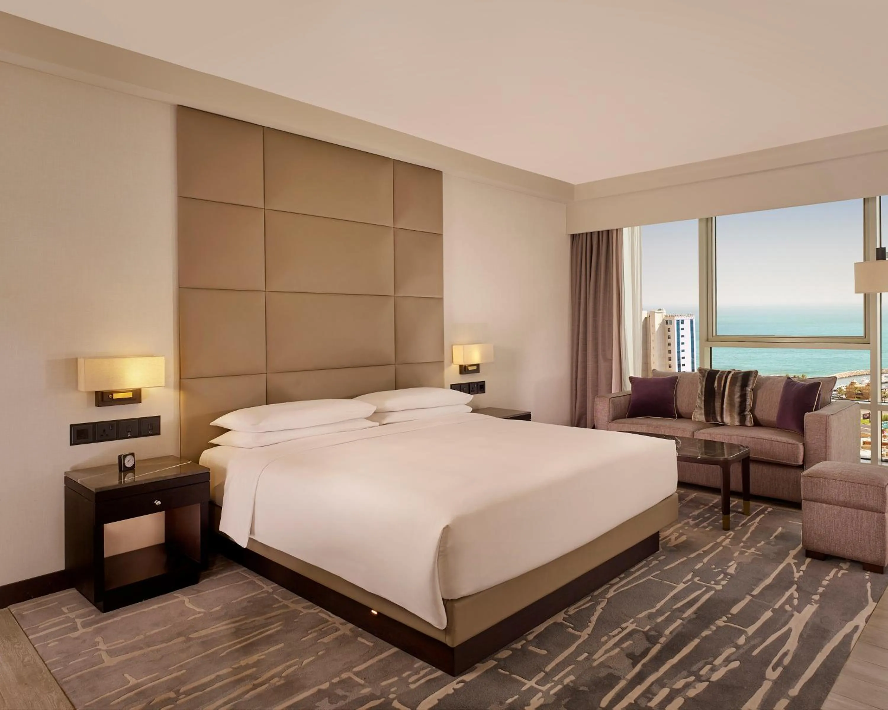 Bedroom, Bed in Hyatt Regency Al Kout Mall