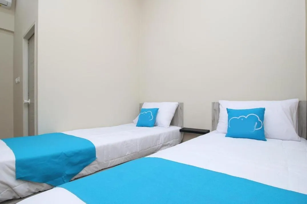 Bed in COZROOMS near MRT, Plaza Indonesia, and Grand Indonesia