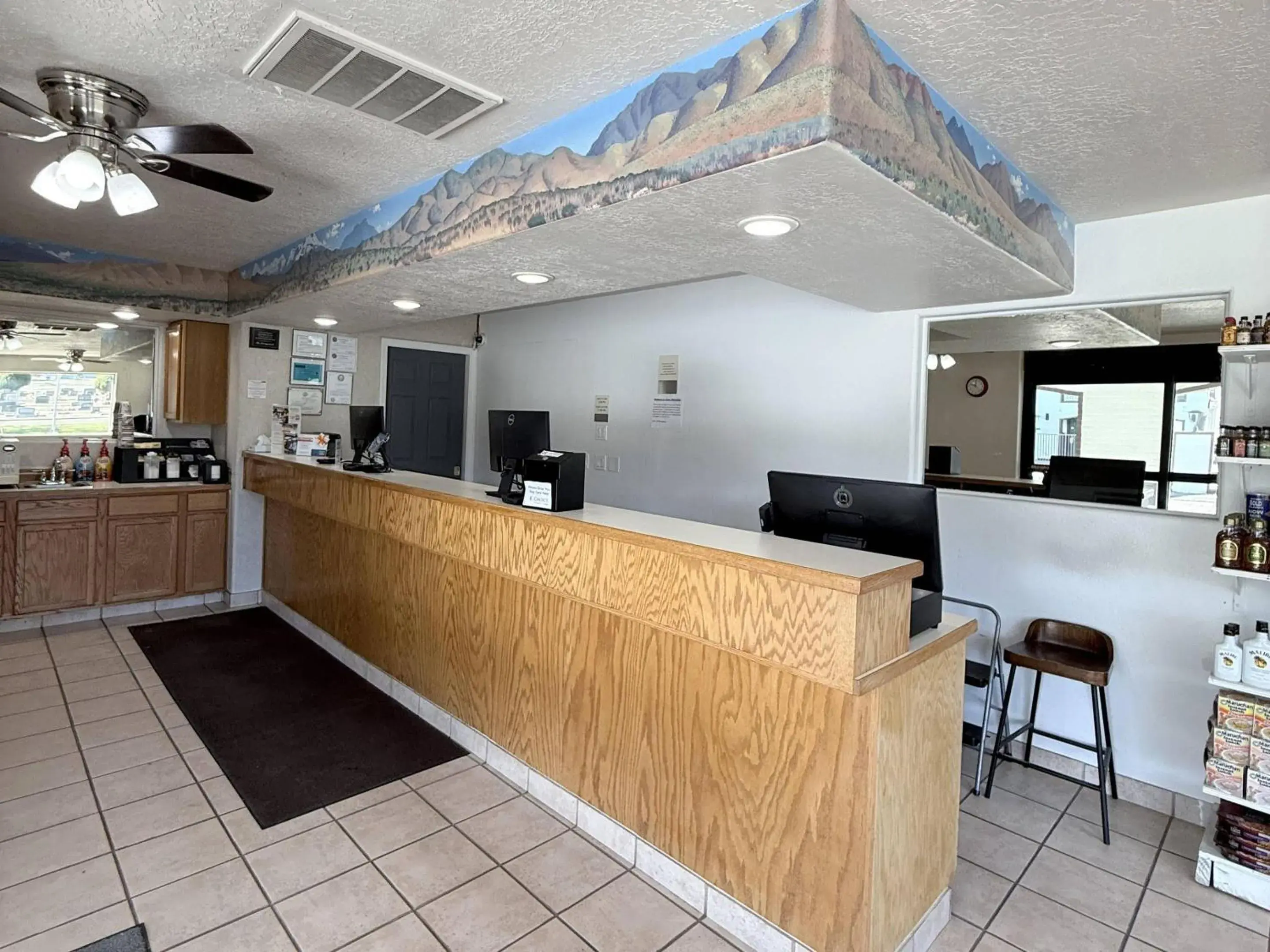 Lobby or reception in Rodeway Inn - SFI Winnemucca Lobby or reception in Rodeway Inn - SFI Winnemucca
