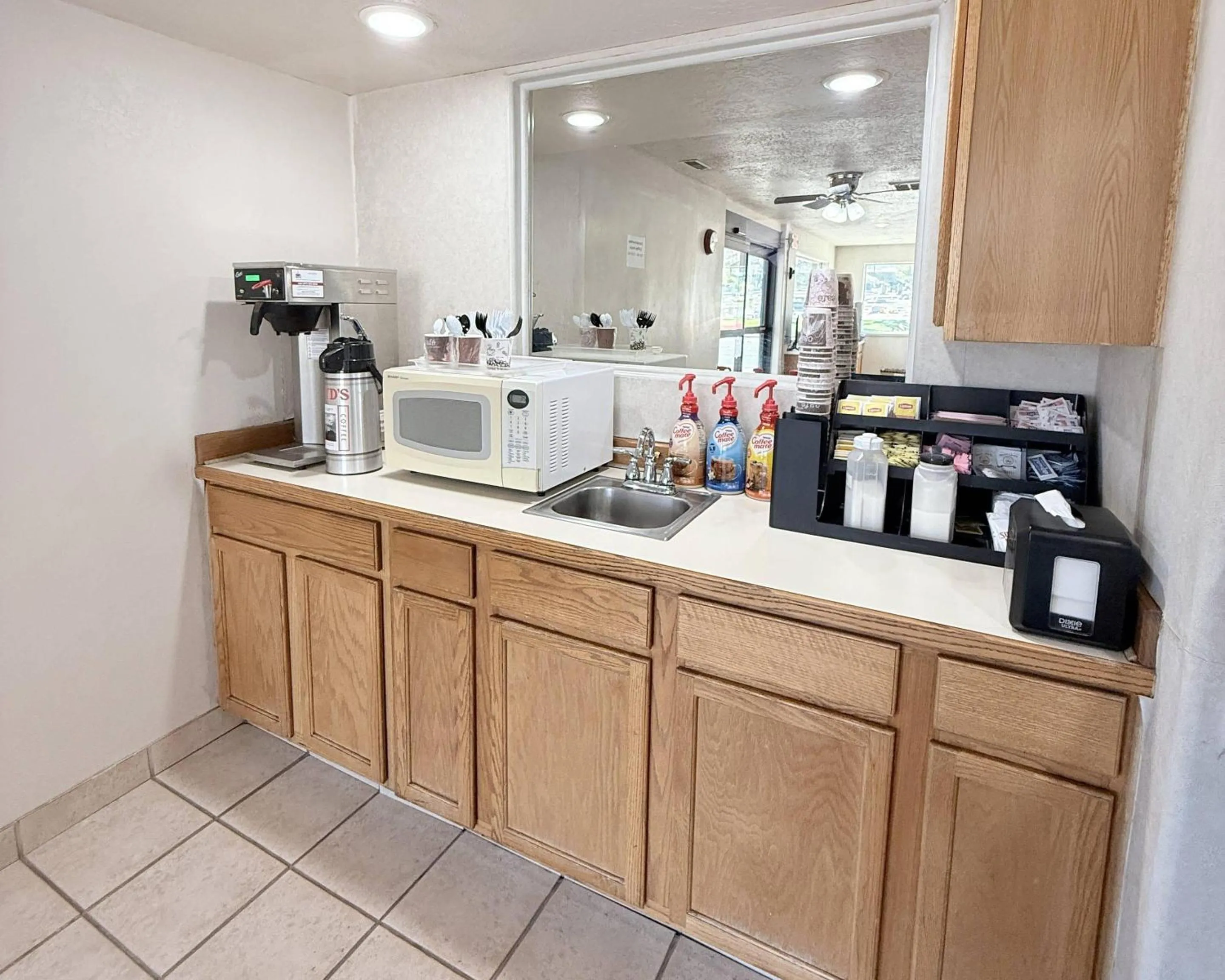 Lobby or reception in Rodeway Inn - SFI Winnemucca