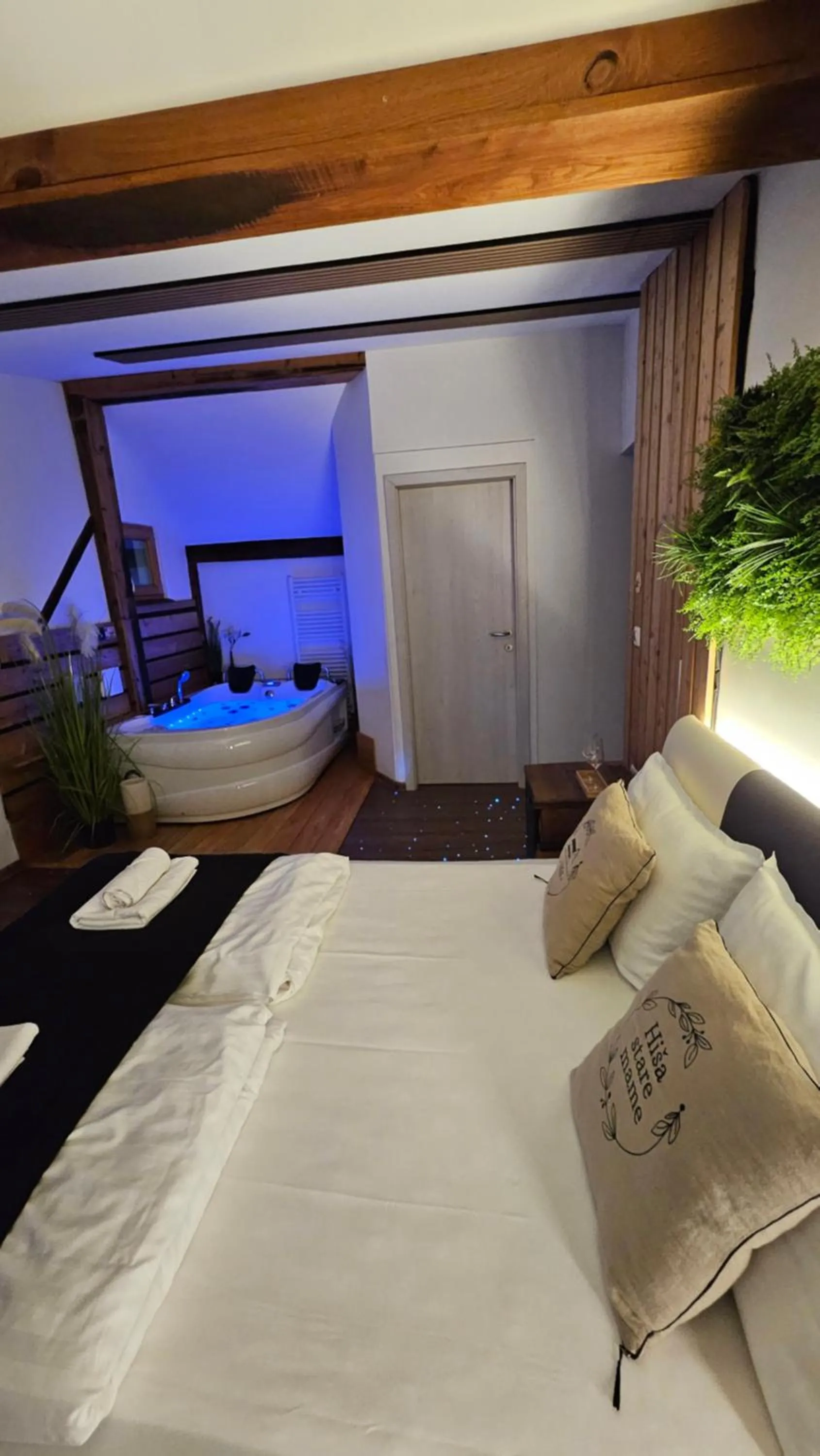 Bed in Hiša stare mame