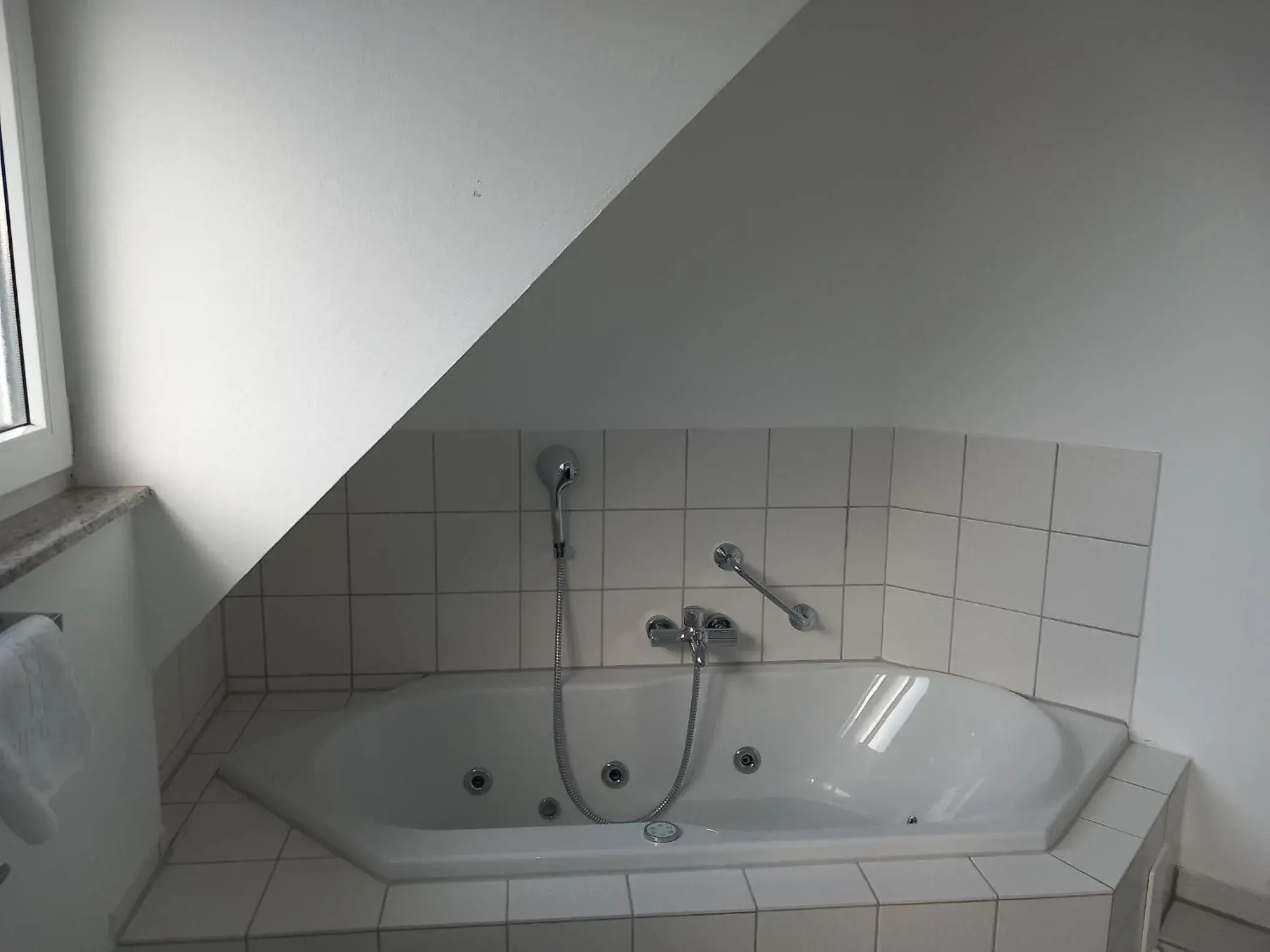 Deluxe Double Room with Bath - single occupancy in Stadthotel Reckers Deluxe Double Room with Bath - single occupancy in Stadthotel Reckers